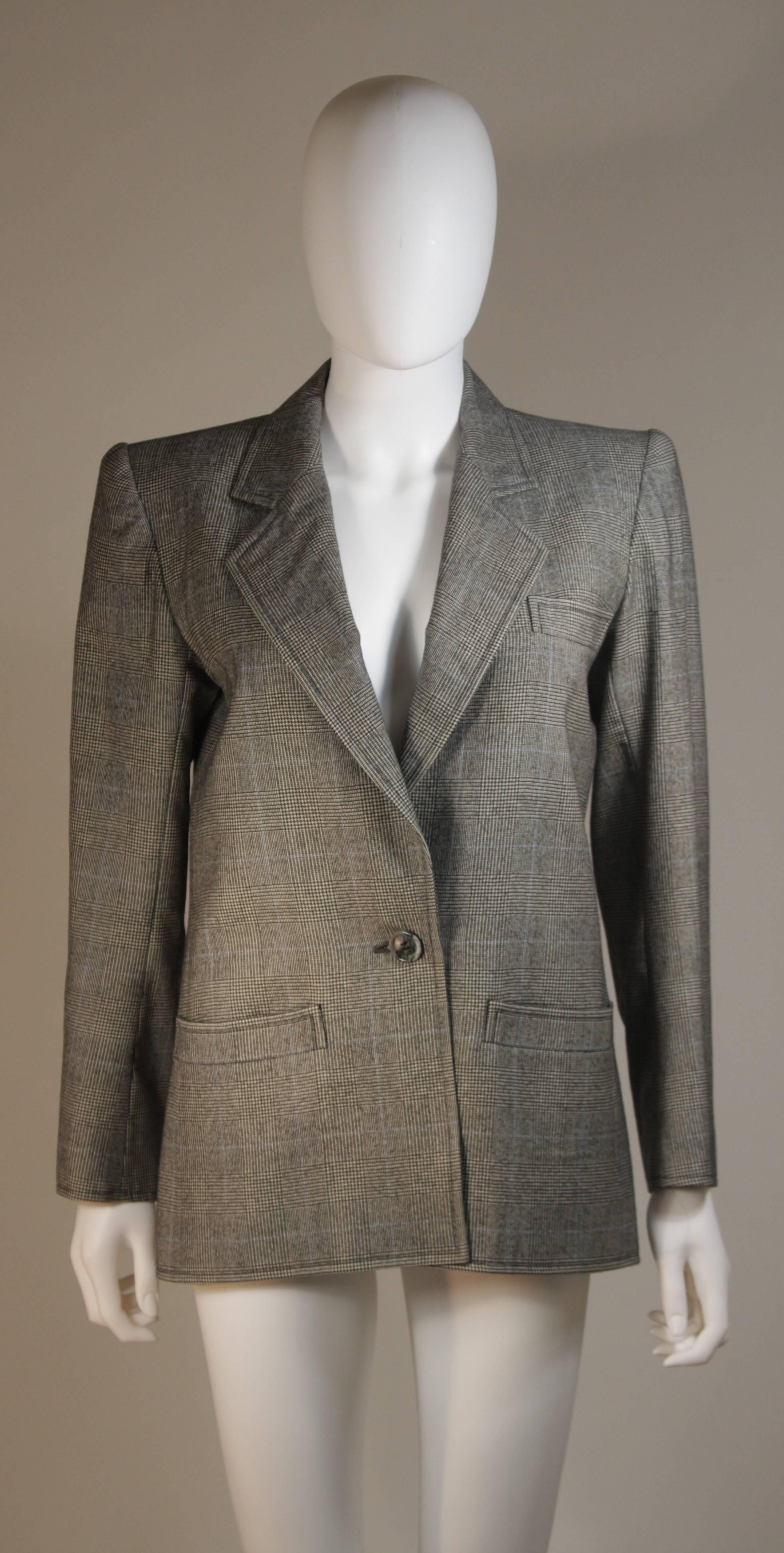 YVES SAINT LAURENT RIVE GAUCHE Grau Wolle Plaid Rock Anzug mit Blau Größe 38 40 im Angebot 3