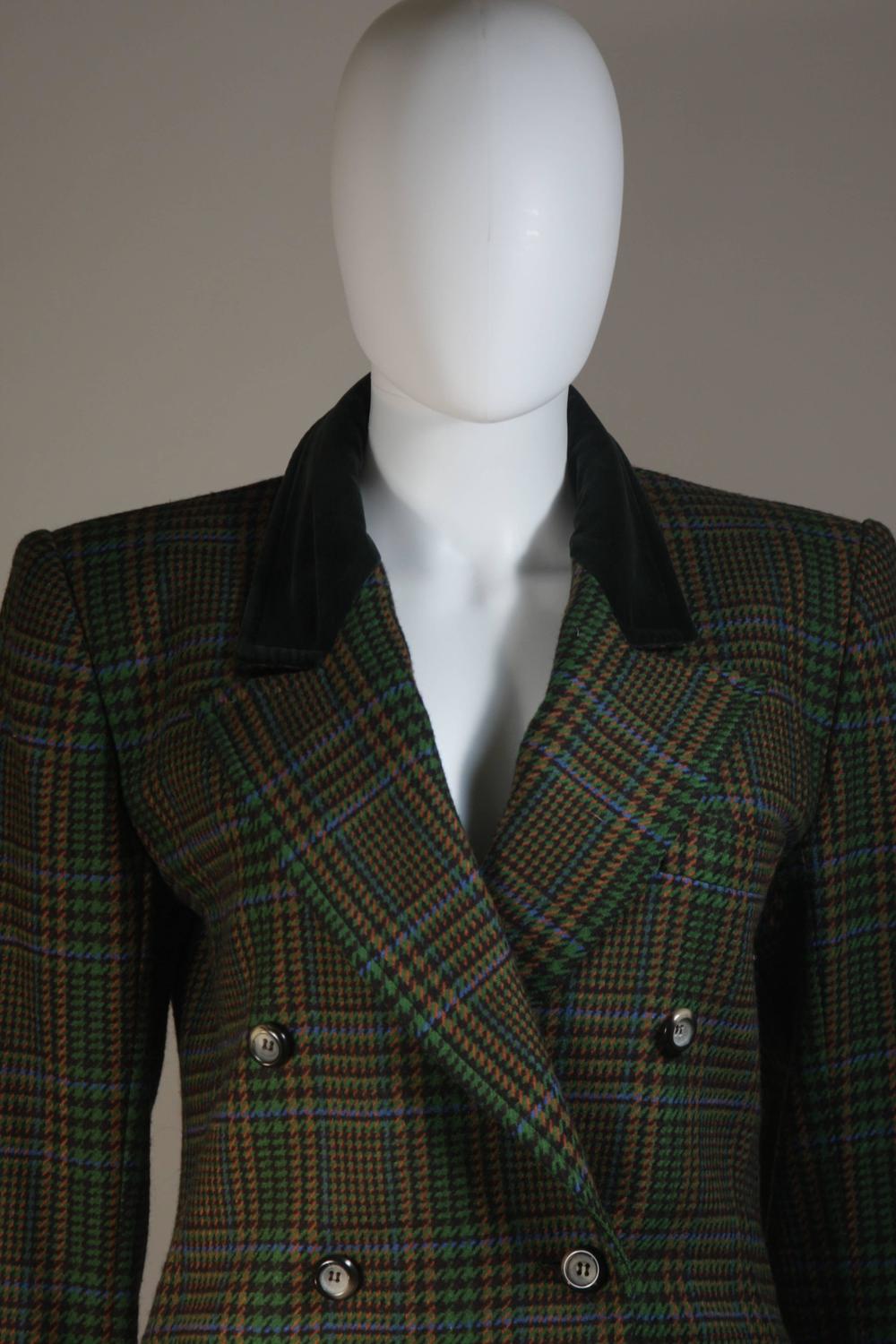 Suit model 158466 Stylove