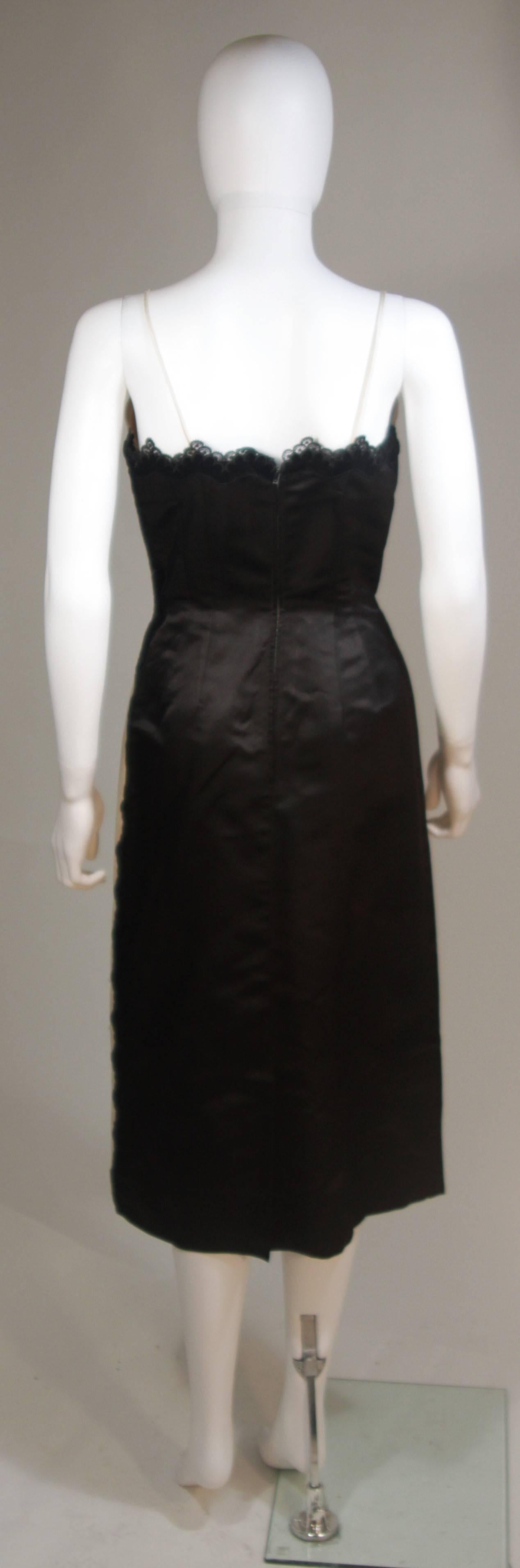 OLEG CASSINI Black and White Contrast Cocktail Dress with Lace Size 2-4 For Sale 4