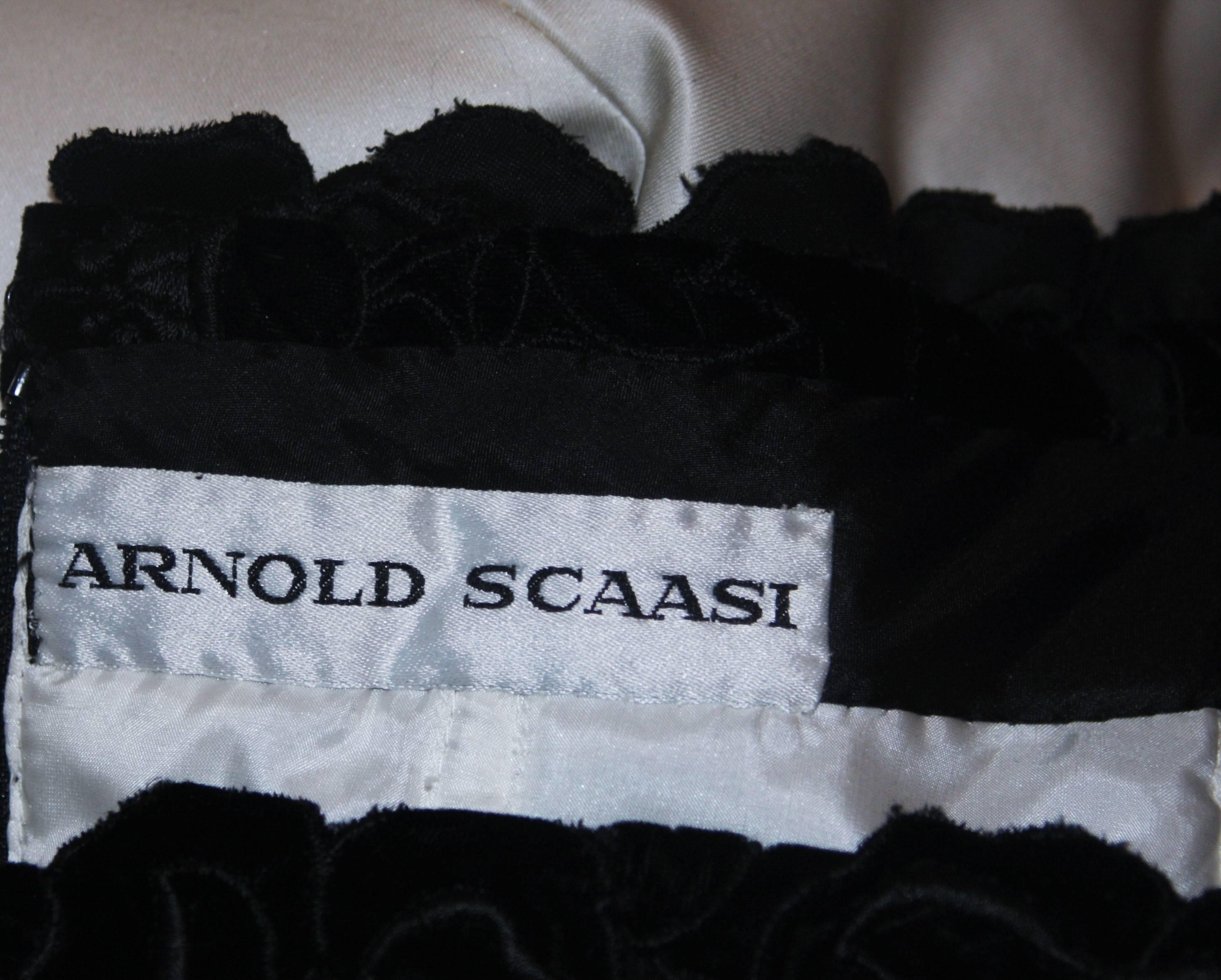 ARNOLD SCAASI Black Velvet Floral Design Gown with Satin Tiered Skirt Size 12-14 For Sale 5