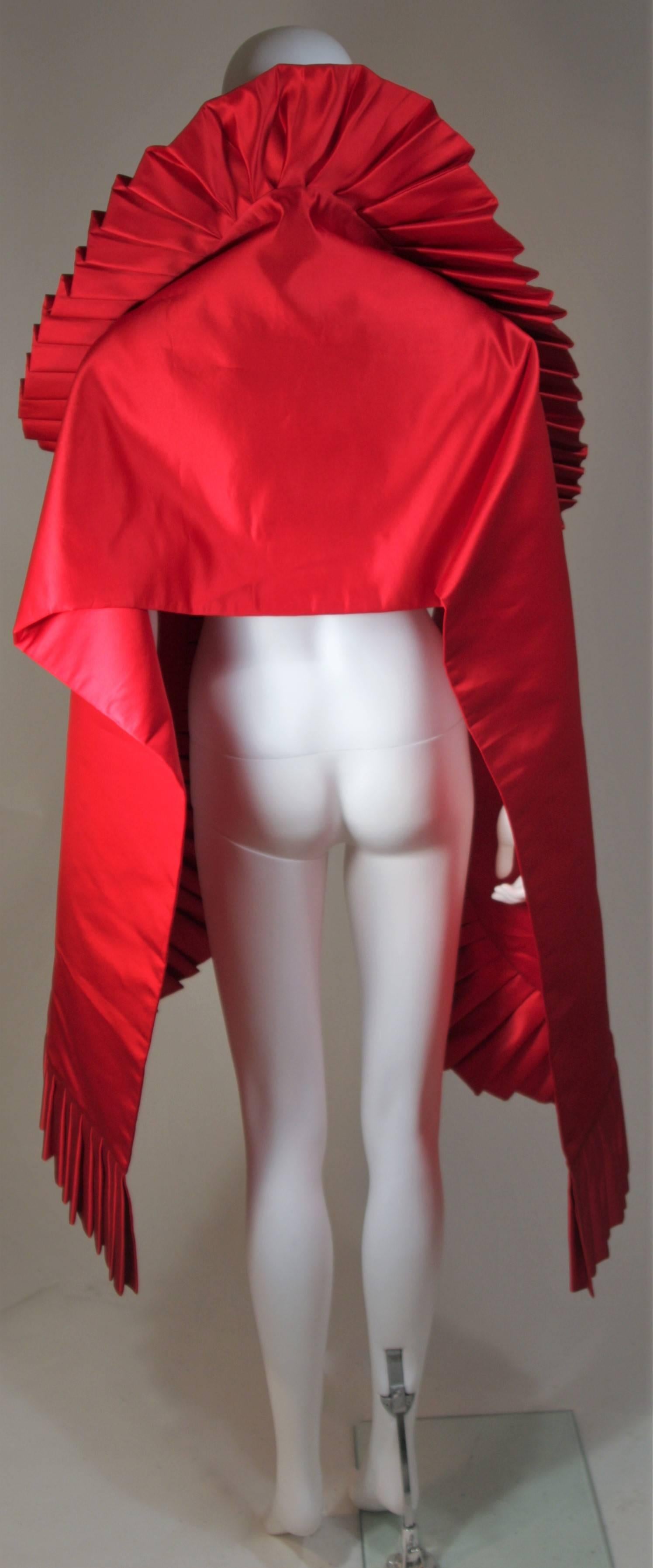 ELIZABETH MASON COUTURE PLEATS ME Red Silk Wrap with Pleating Made to Order For Sale 3