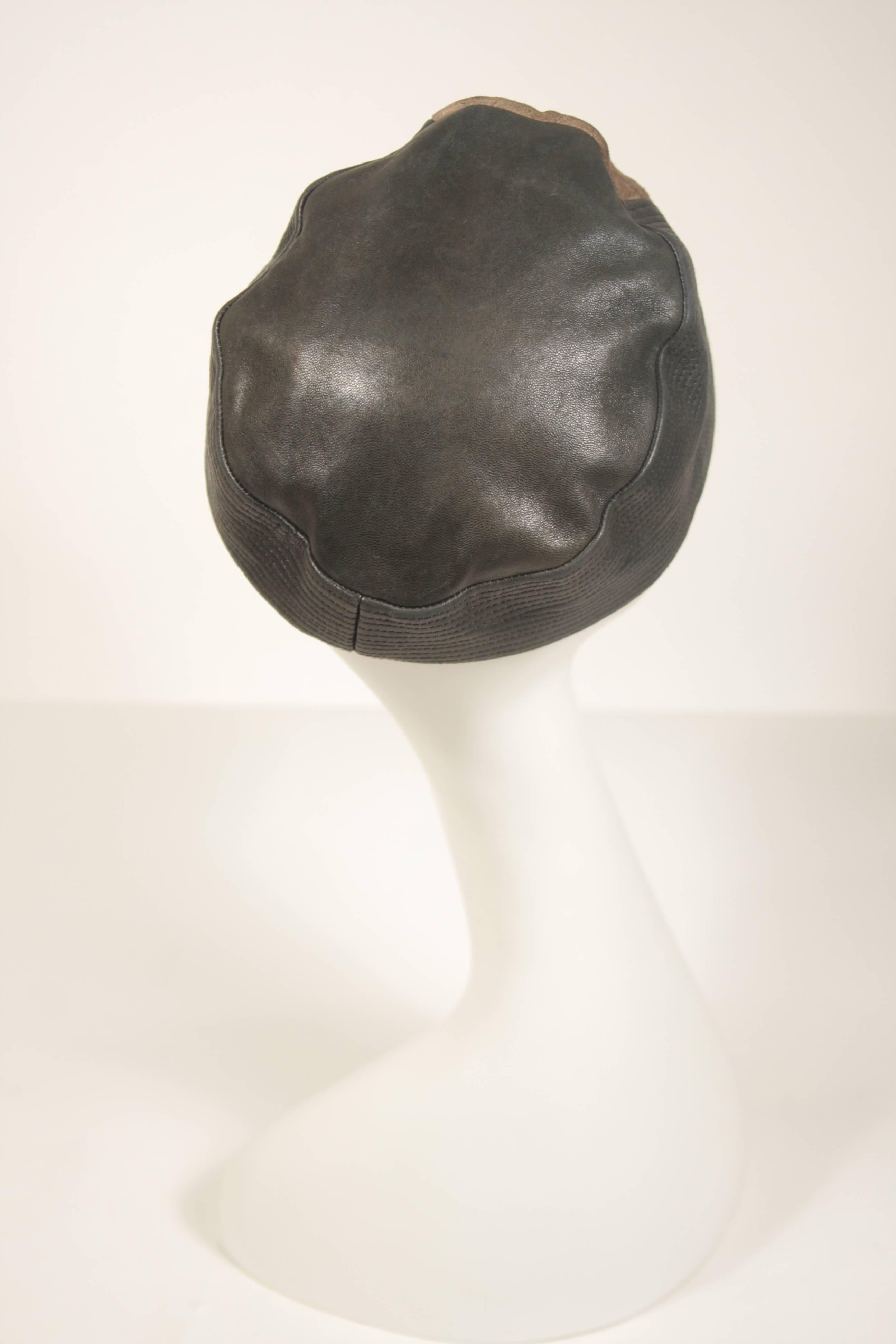 YVES SAINT LAURENT RIVE GAUCHE Suede and Leather Hat with Top Stitch Details In Excellent Condition For Sale In Los Angeles, CA