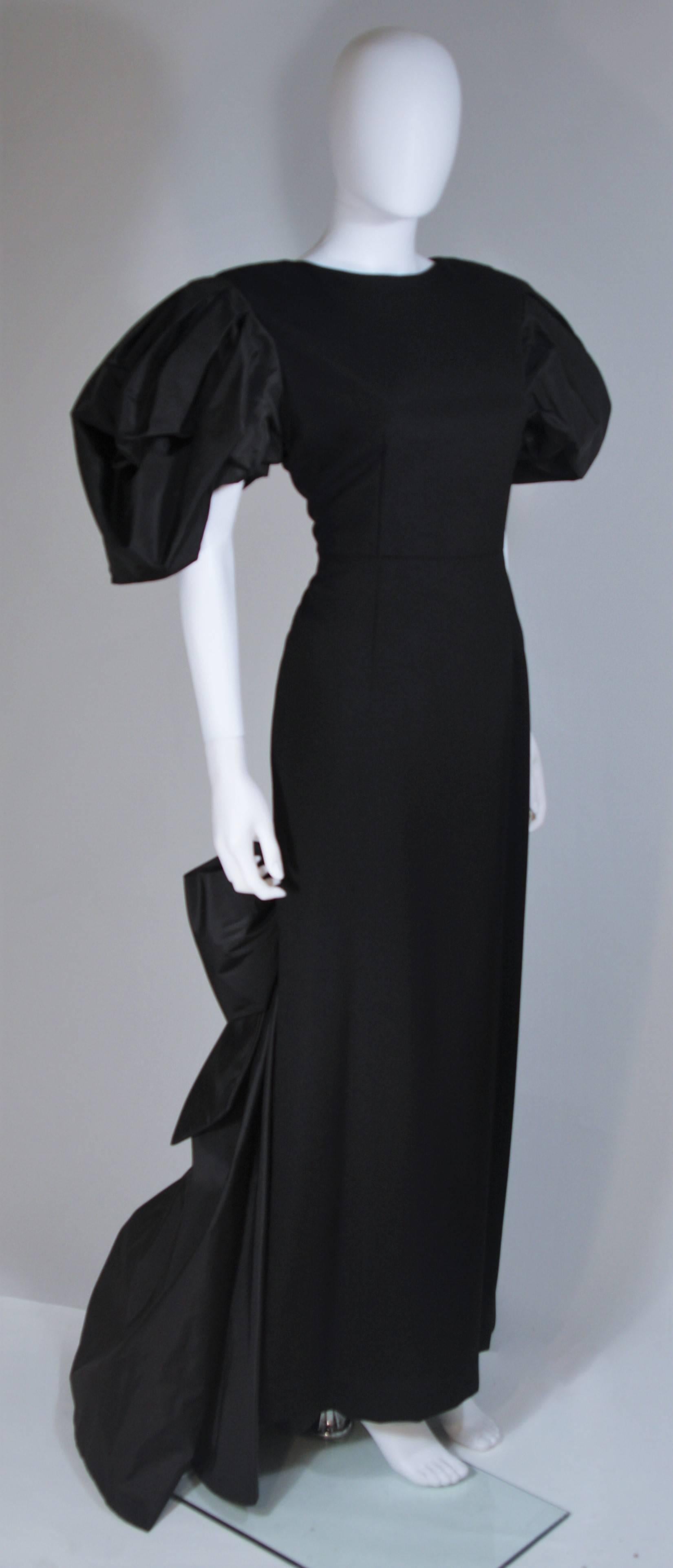 VICTOR COSTA 1980's - 1990's Black Gown with Puff Sleeve Bow Size 12-14  In Excellent Condition In Los Angeles, CA