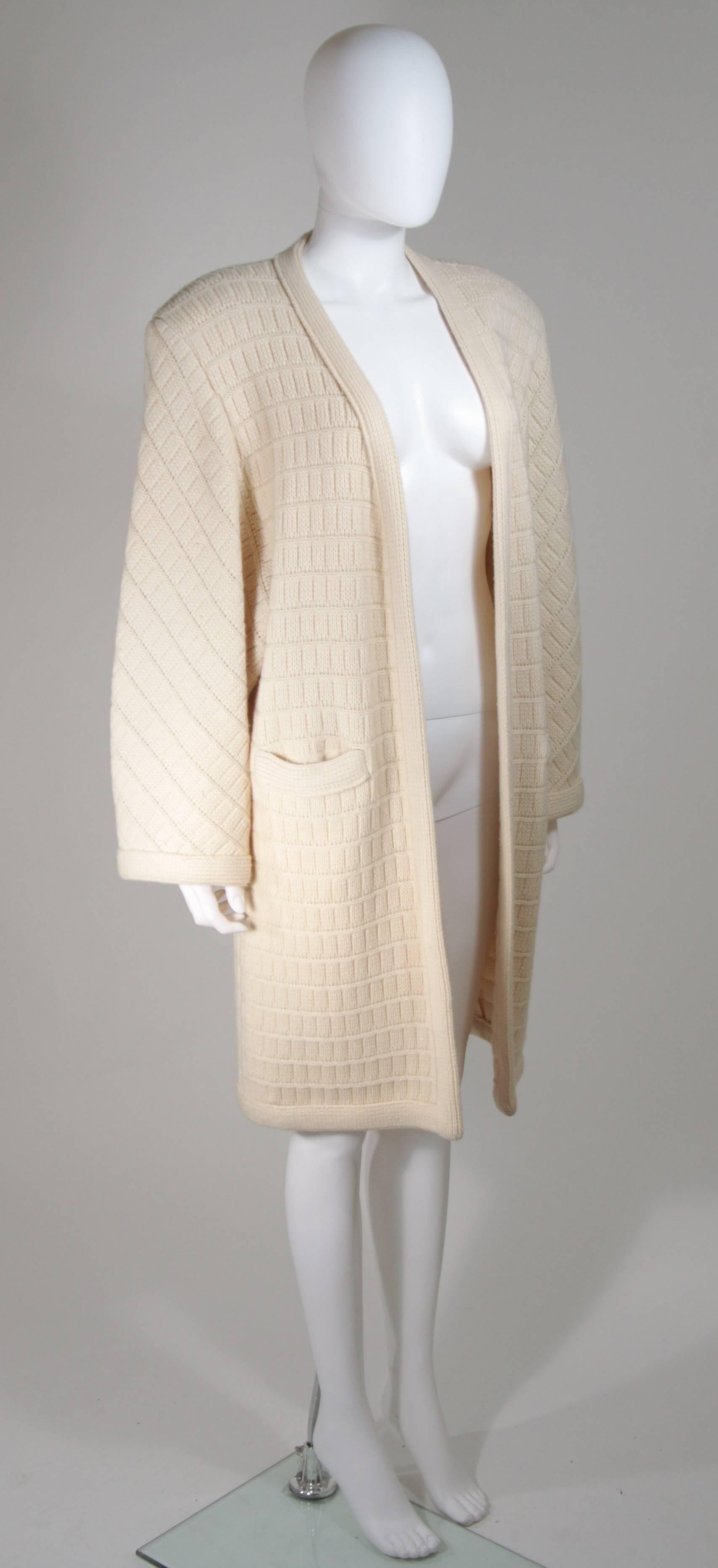 VALENTINO Cream Cashmere Sweater Circa 1980's  In Excellent Condition In Los Angeles, CA