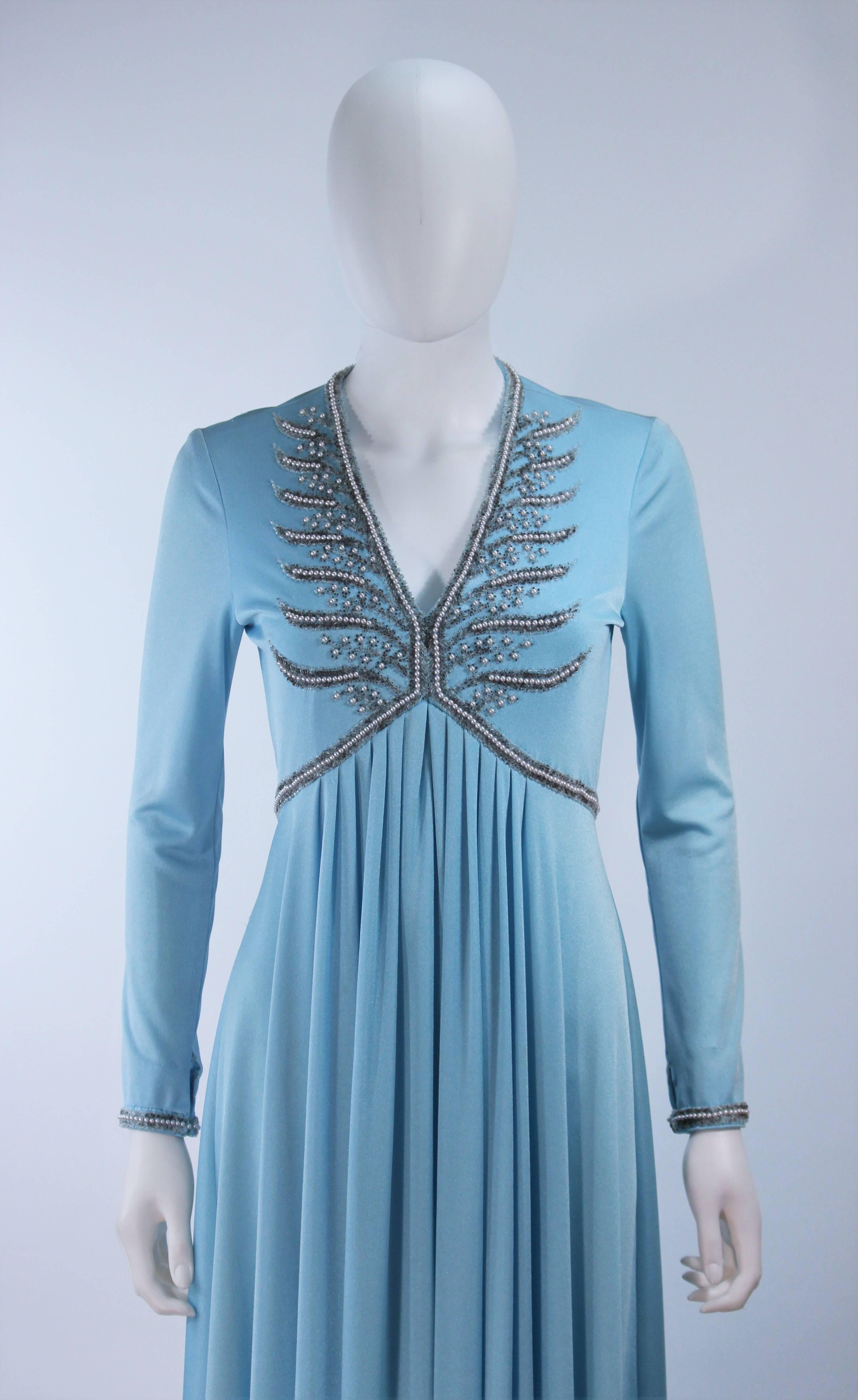 Blaues Jersey-Kleid aus den 1970er Jahren mit Perlenapplikation, Größe Medium  im Zustand „Hervorragend“ im Angebot in Los Angeles, CA