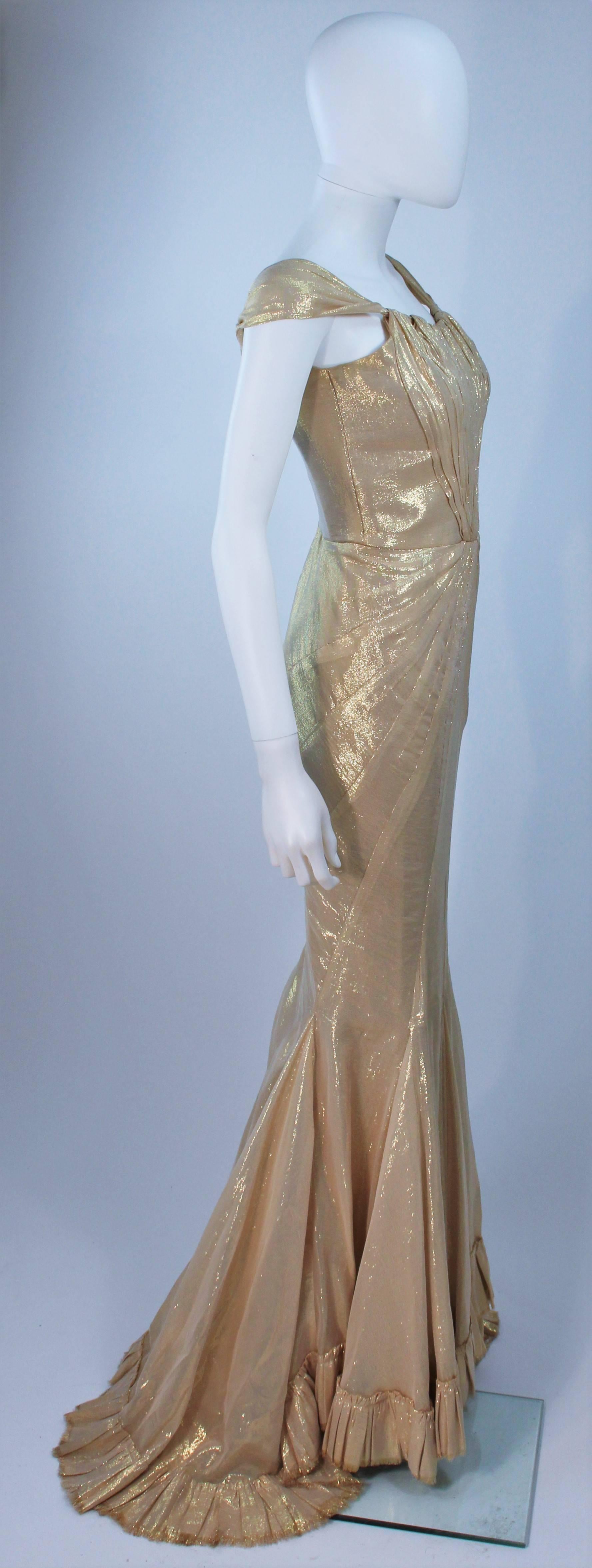 ELIZABETH MASON COUTURE Goldfarbenes Seiden-Lame-Kleid aus Seide, Maßanfertigung im Zustand „Hervorragend“ im Angebot in Los Angeles, CA
