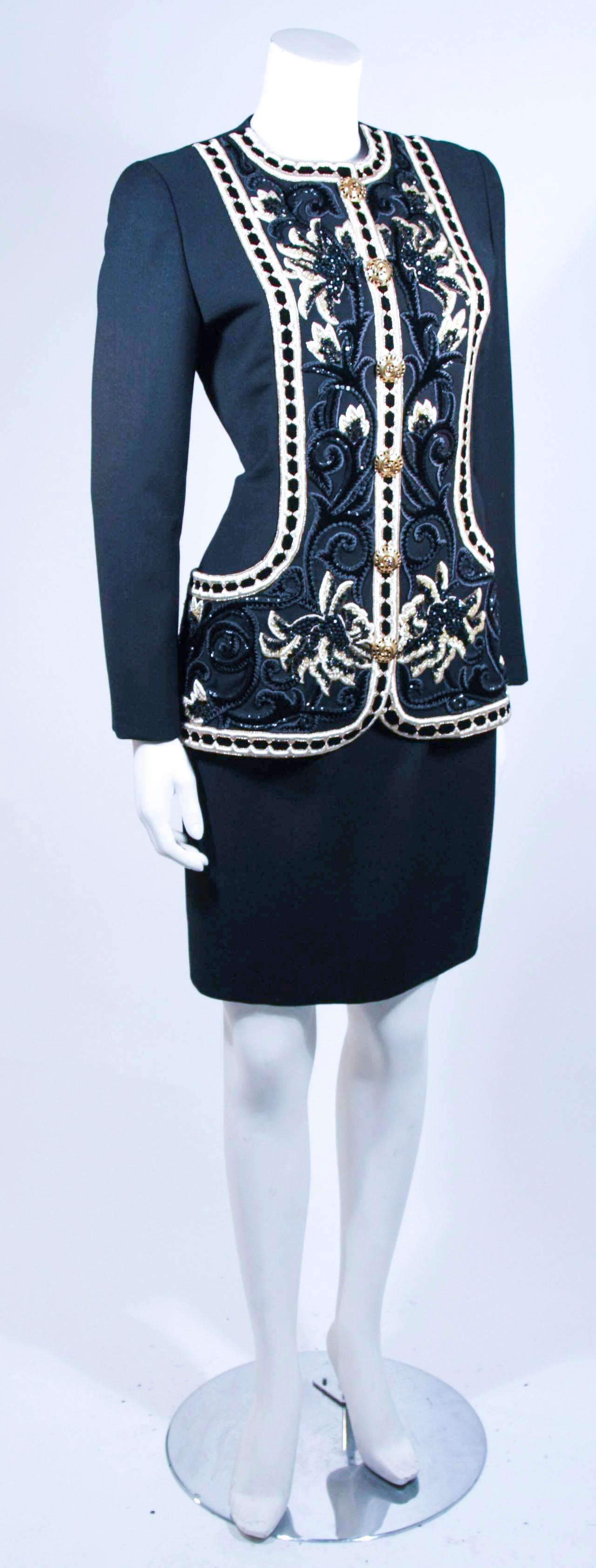 Oscar De La Renta Couture Embellished Black Wool Skirt Suit  In Excellent Condition For Sale In Los Angeles, CA