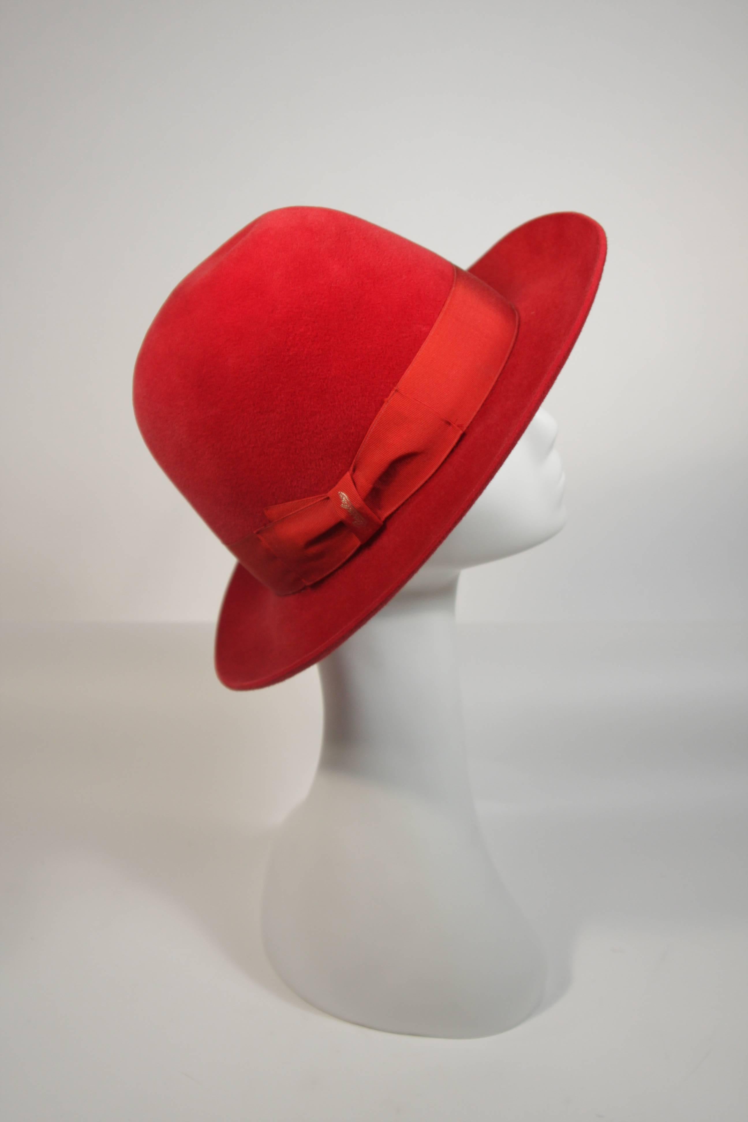 Women's Borsalino Italy Plush Red Felt Fedora Size 6 3/4 55cm