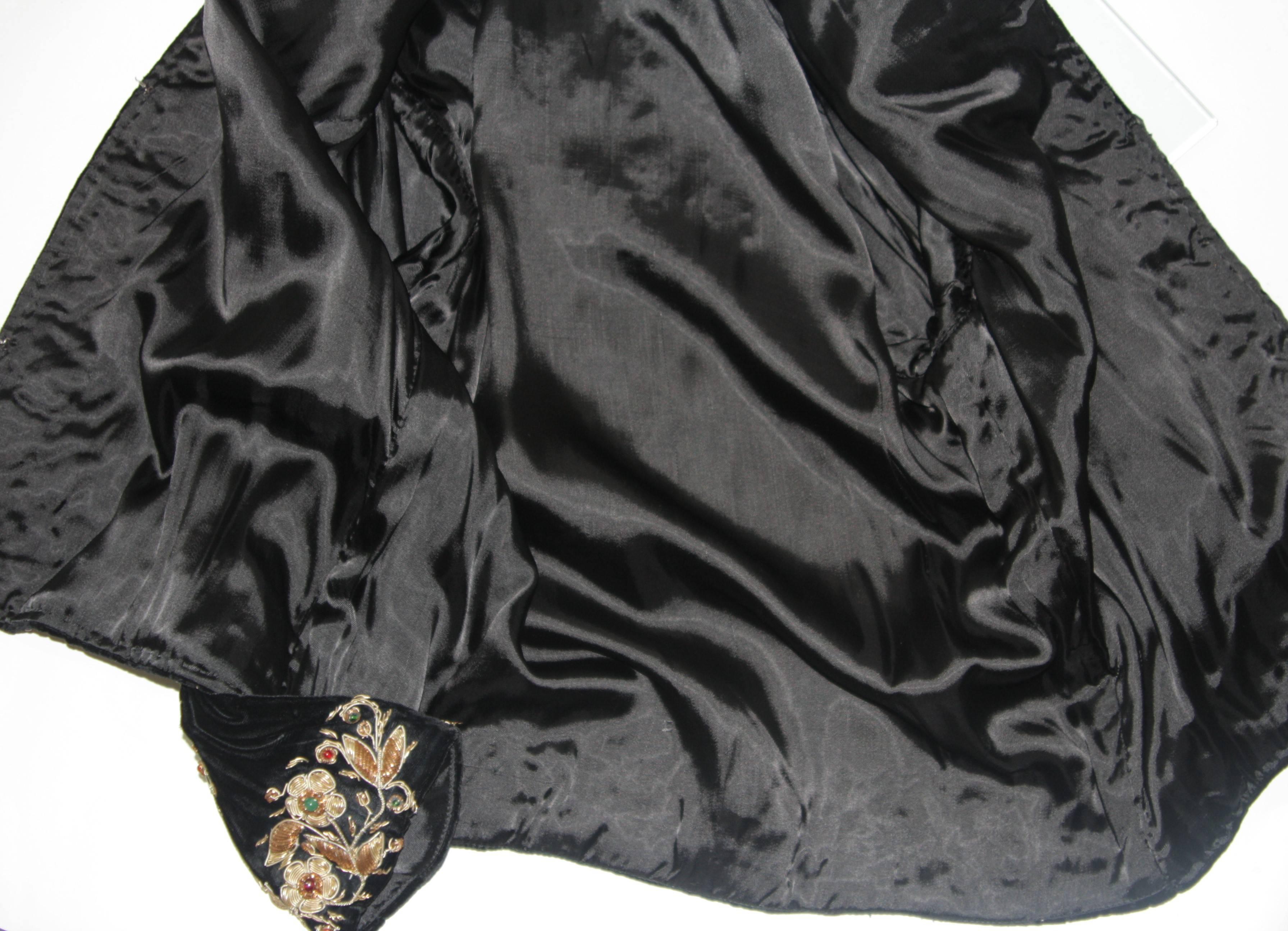 Velvet Jacket with Metallic Embroidery and Embellishment Size Small Medium Large 4