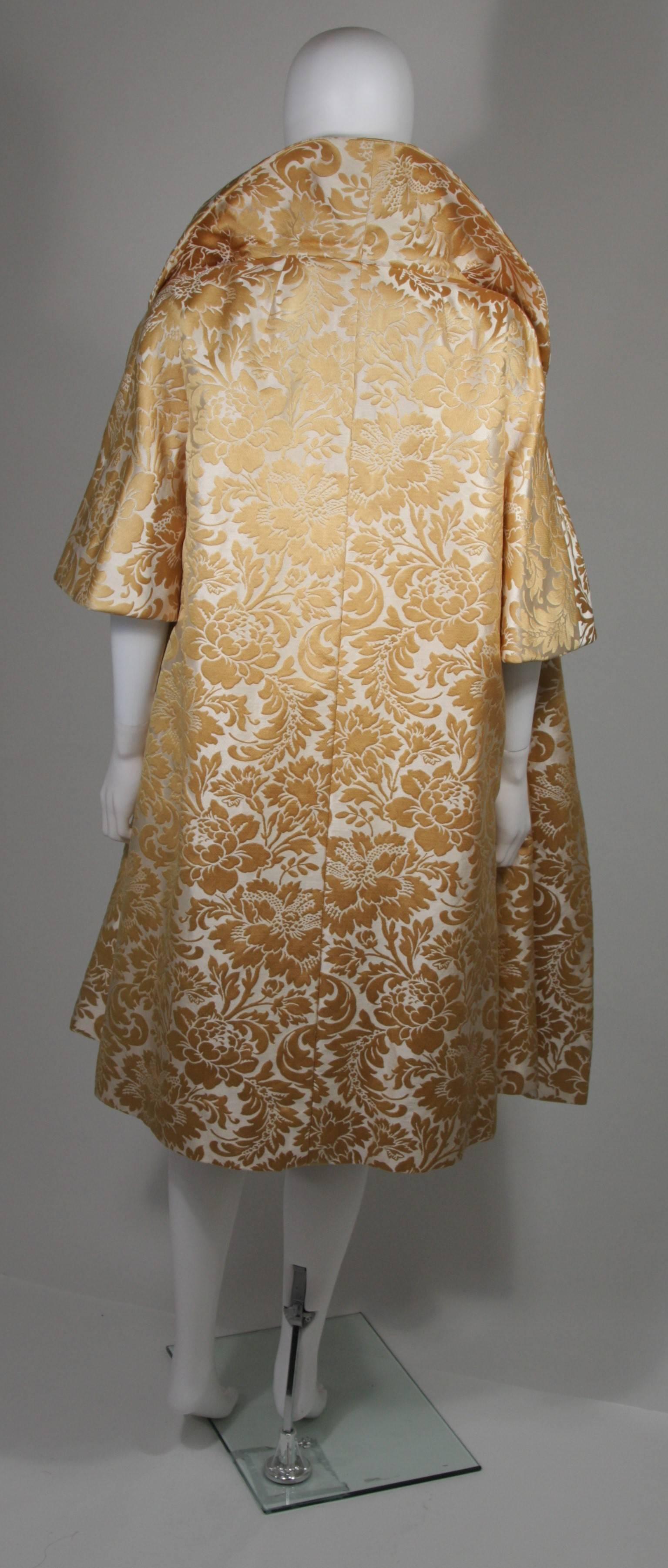 Women's Samuel Winston Gold and Cream Brocade Evening Ensemble Size Small  For Sale