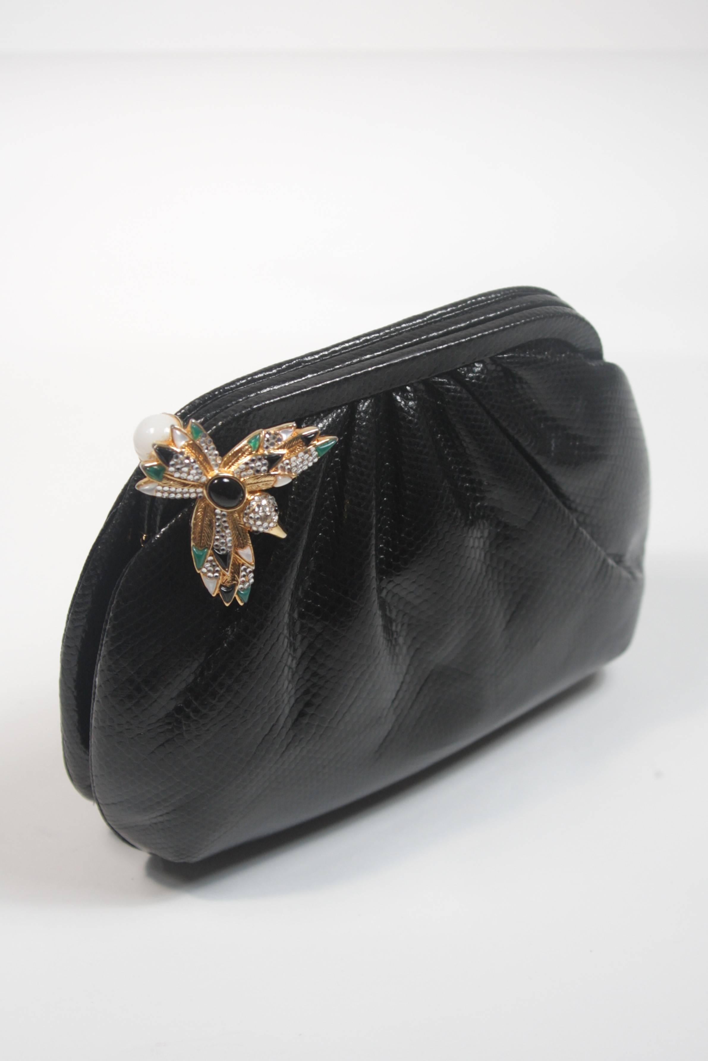 Judith Leiber Black Lizard Clutch with Jeweled Hummingbird Clasp In Excellent Condition In Los Angeles, CA
