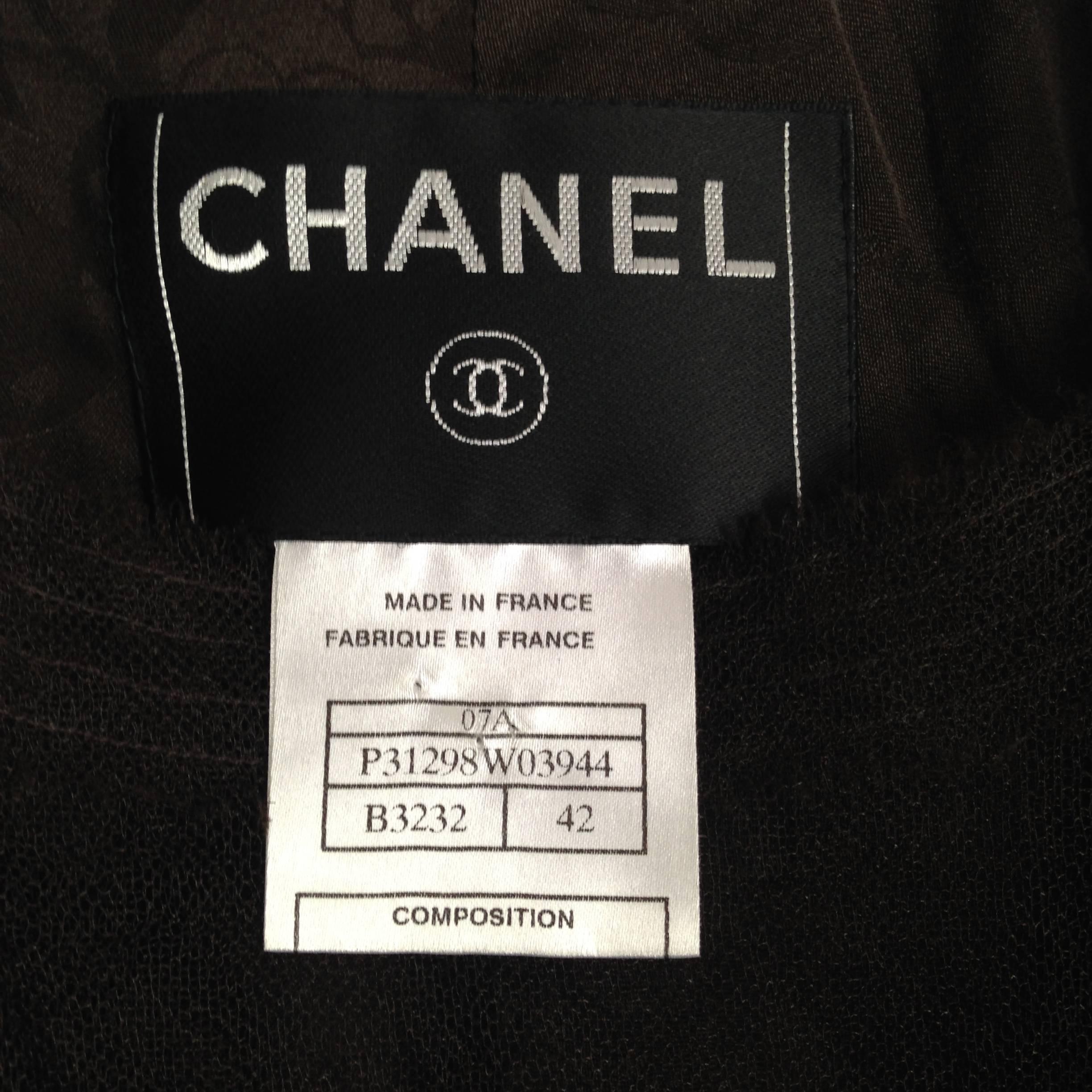 Chanel 2007A Demi Couture Brown TweedJacket/ Dress with Lambskin Flowers  FR 42 For Sale 5