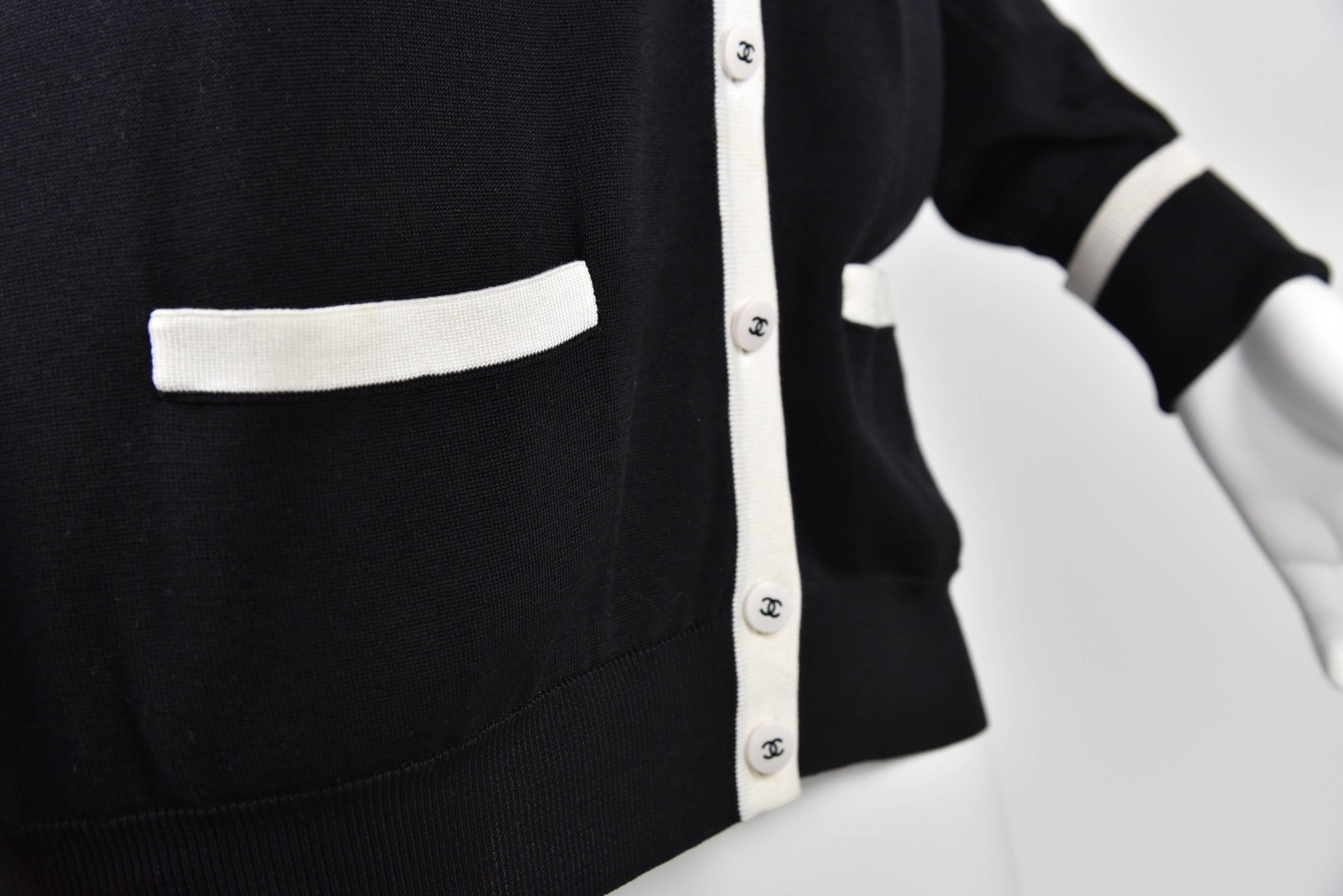 Chanel Boutique 1996P  Black Cotton Sweater Set with White Trim FR44 1