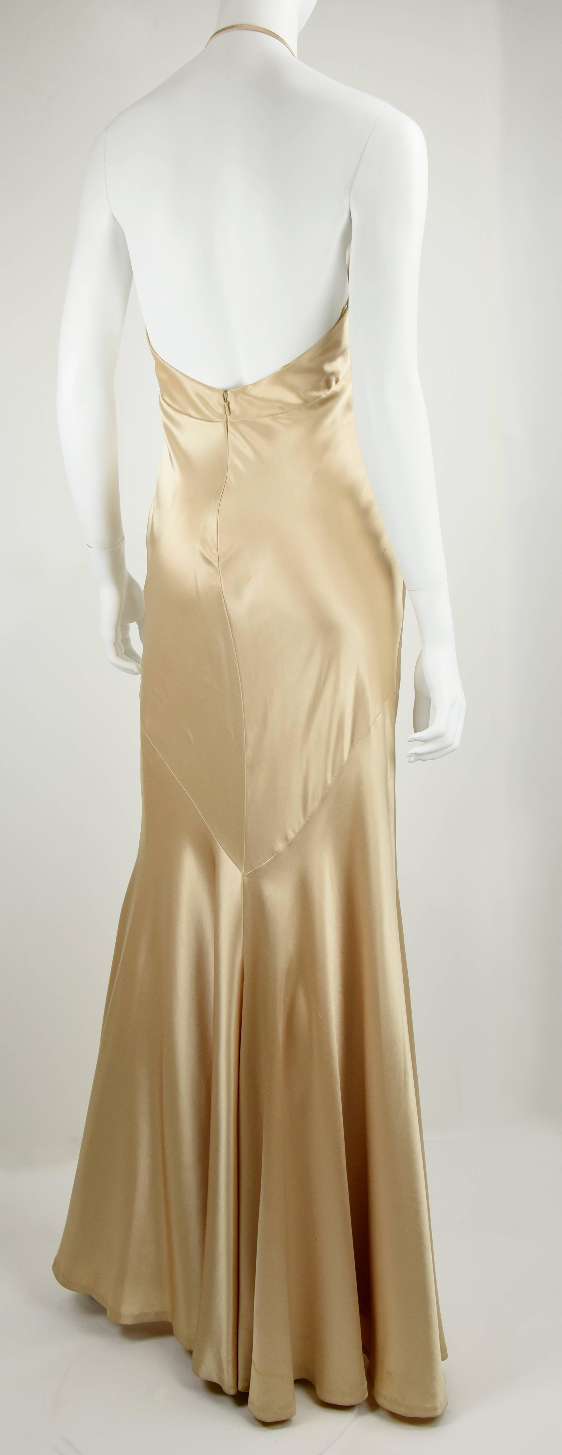 1990s Carmen Marc Valvo Champagne Satin Jean Harlow Gown Size 6 In Good Condition For Sale In Portland, OR
