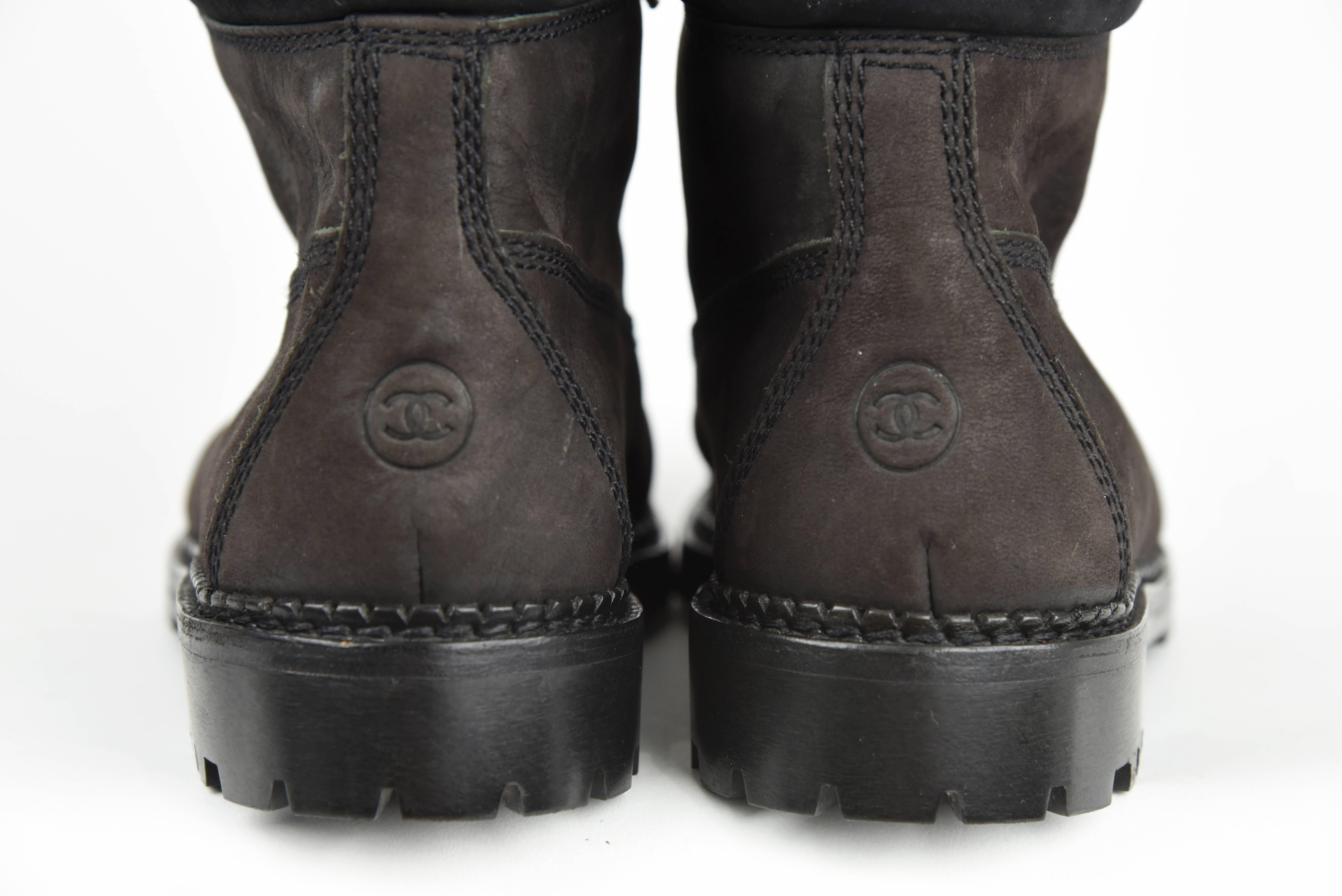 Chanel Black Nubuck Lace Boots With Suede Top and Vibram Soles, Size 41 For Sale 3