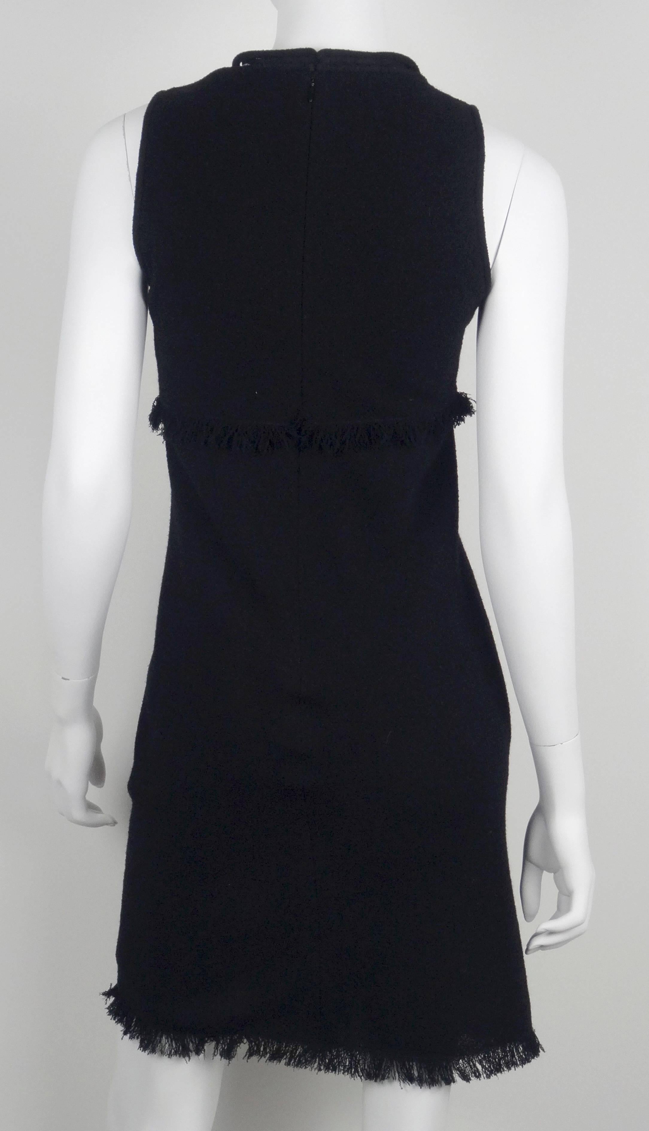 Women's Chanel 2010 Black Boucle Demi Couture Dress with Hand Embellished Bodice FR36 For Sale