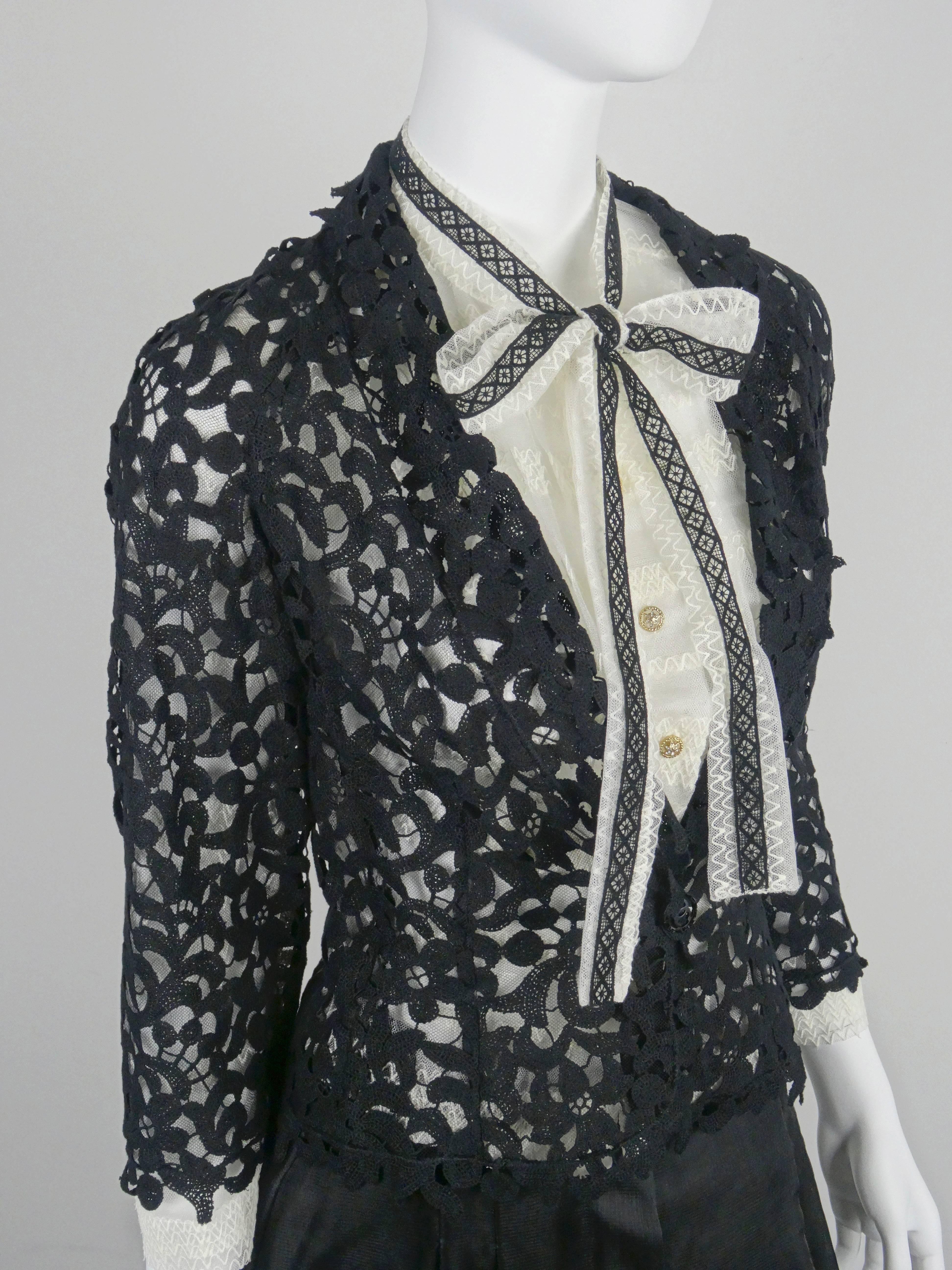 Chanel 2008P Black & White 3-Piece Lace Jacket, Blouse & Skirt Ensemble Lace  38 For Sale 2