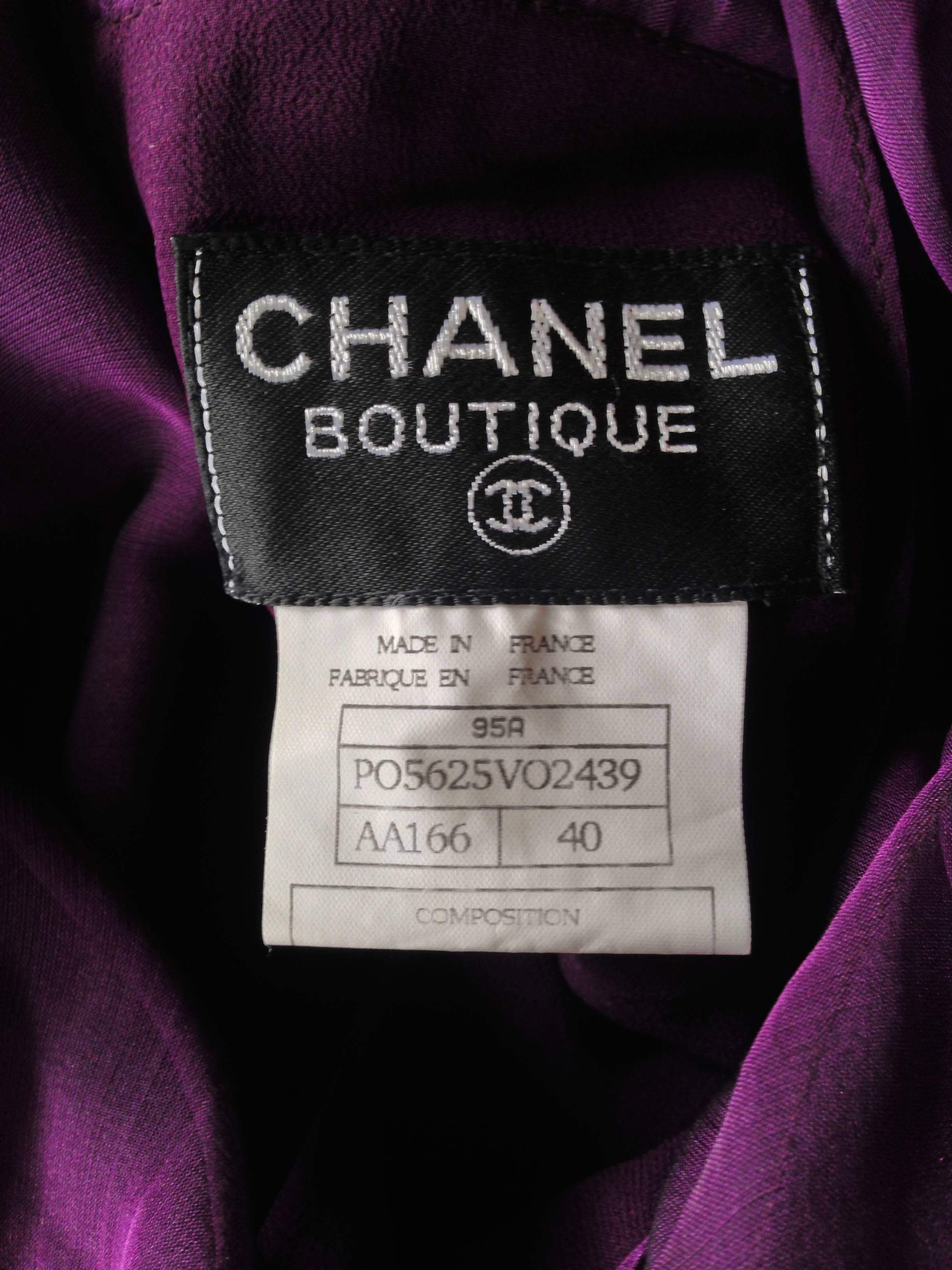 Chanel Boutique 1995A Violet Silk Mousseline Evening Gown with Ruched Midriff  For Sale 4