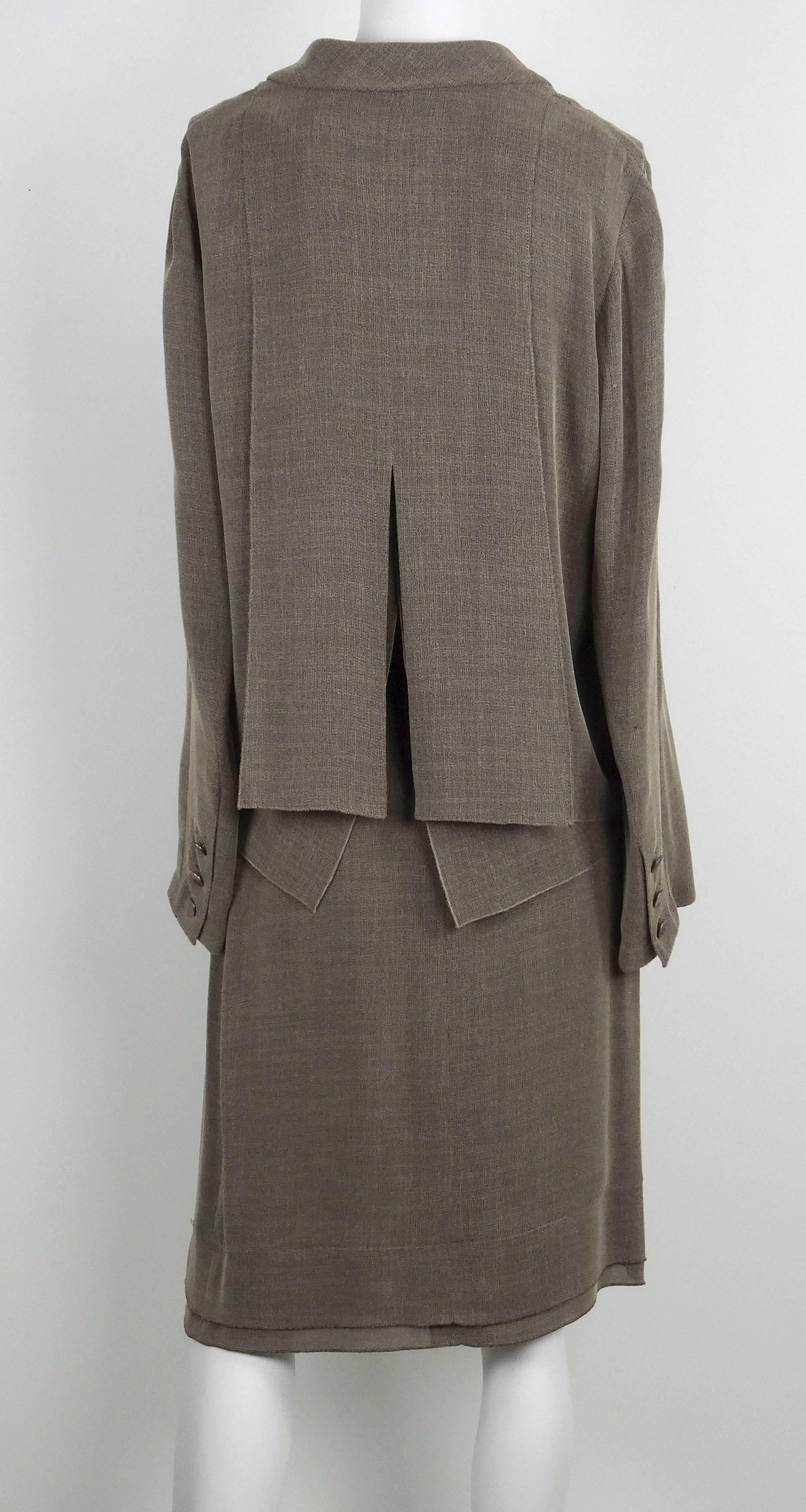 Gray Chanel 1999P  Architectural Design 3-Piece Taupe Day Business Ensemble FR40 For Sale