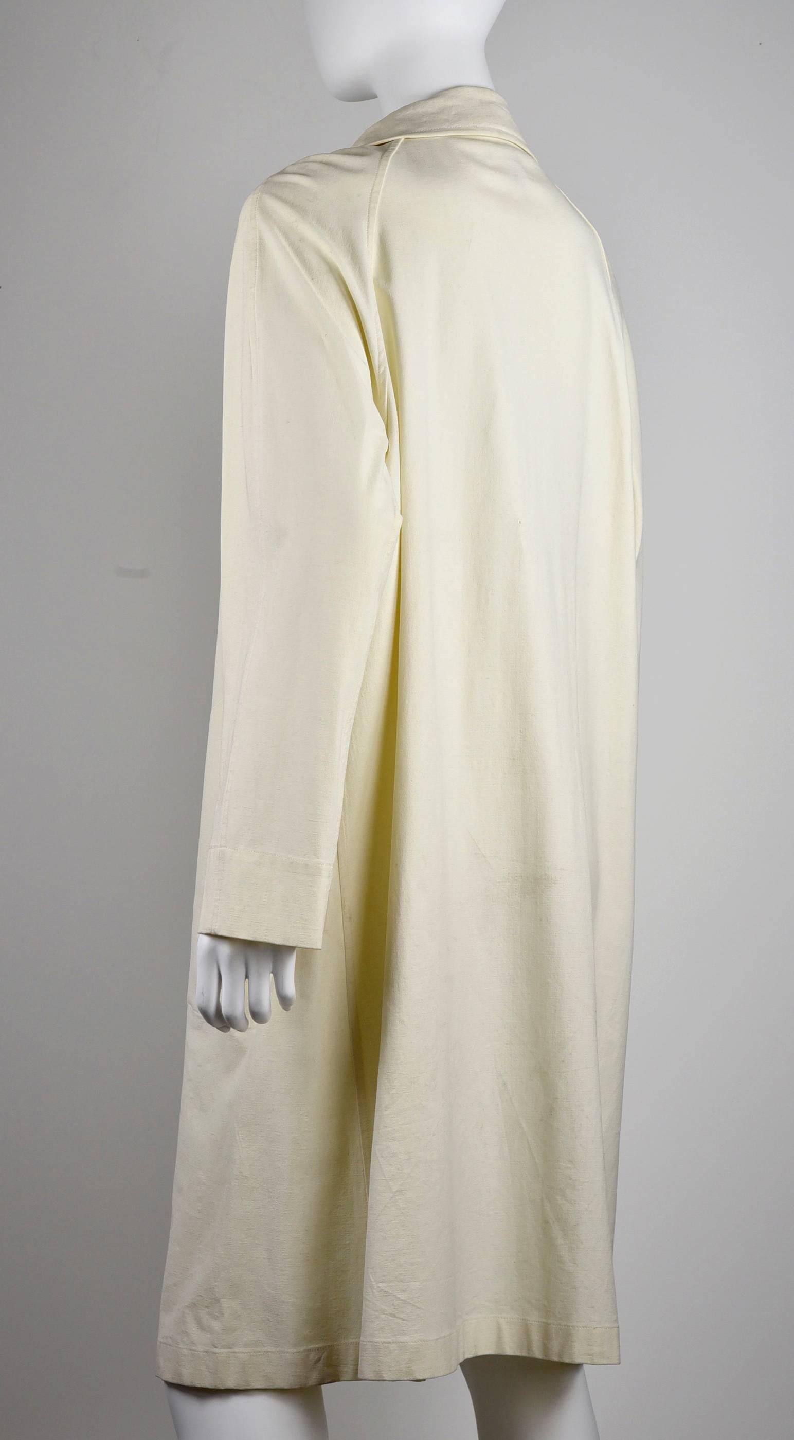 Chanel 1999P White Raincoat Size 40 For Sale 3