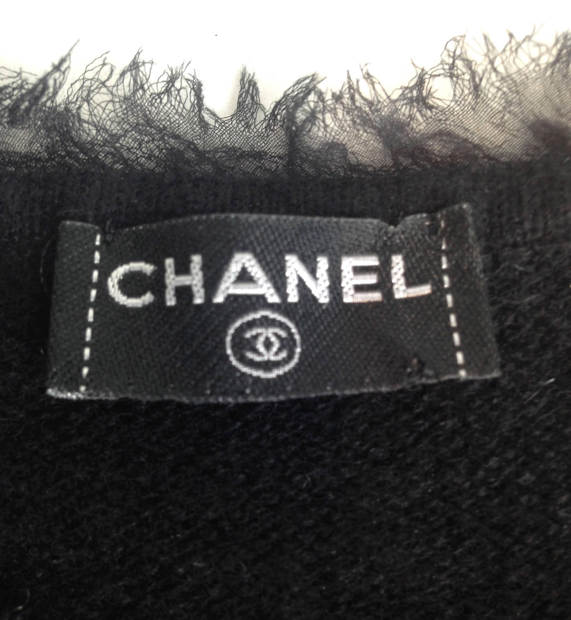 Chanel 1994 Black Cashmere Sweater with Large Elaborate Rhinestones in Mesh FR40 For Sale 5