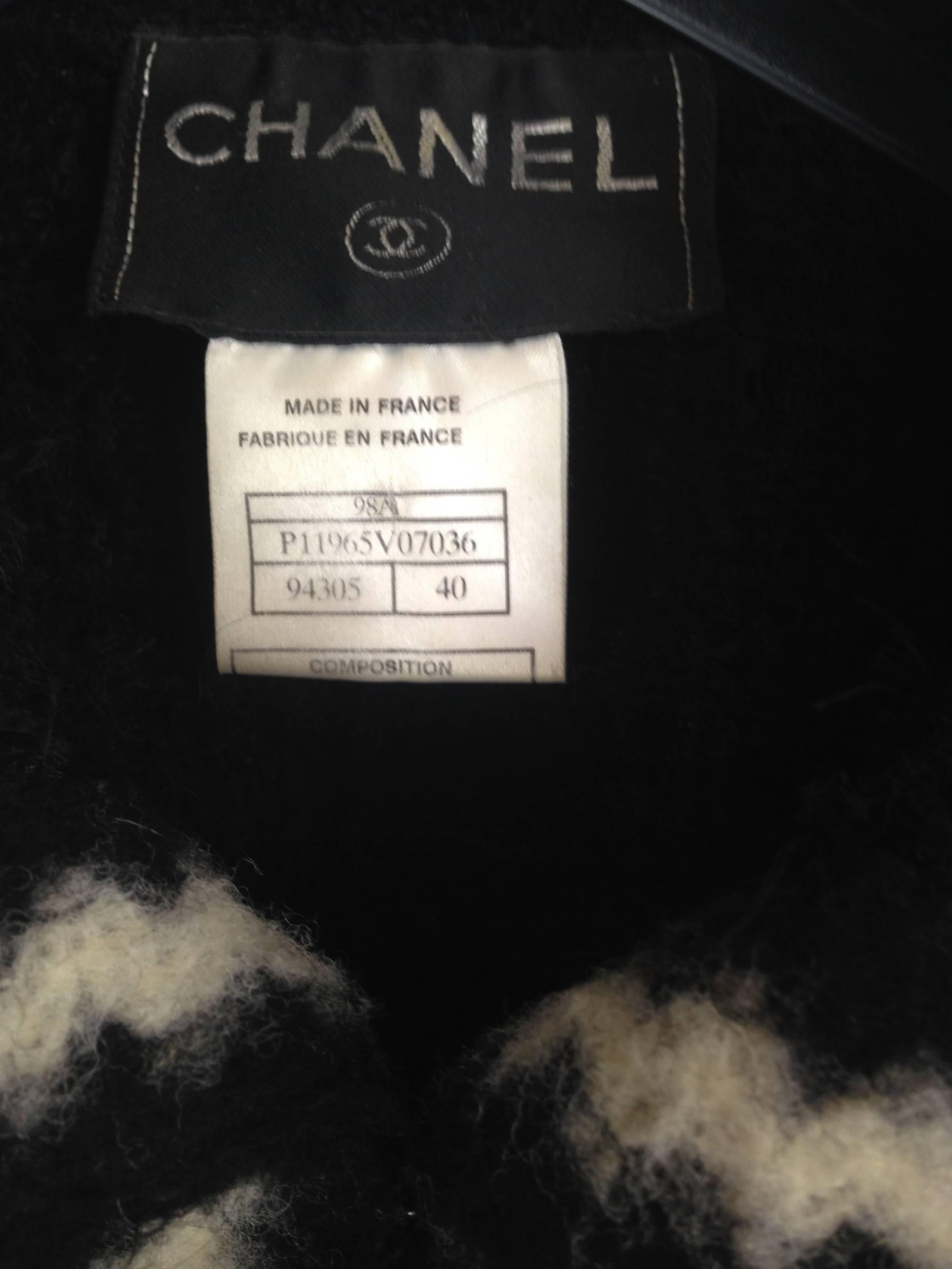 1998A Chanel Mohair/Wool Jacket & Long Skirt with White Zig Zag Trim FR 38 For Sale 4