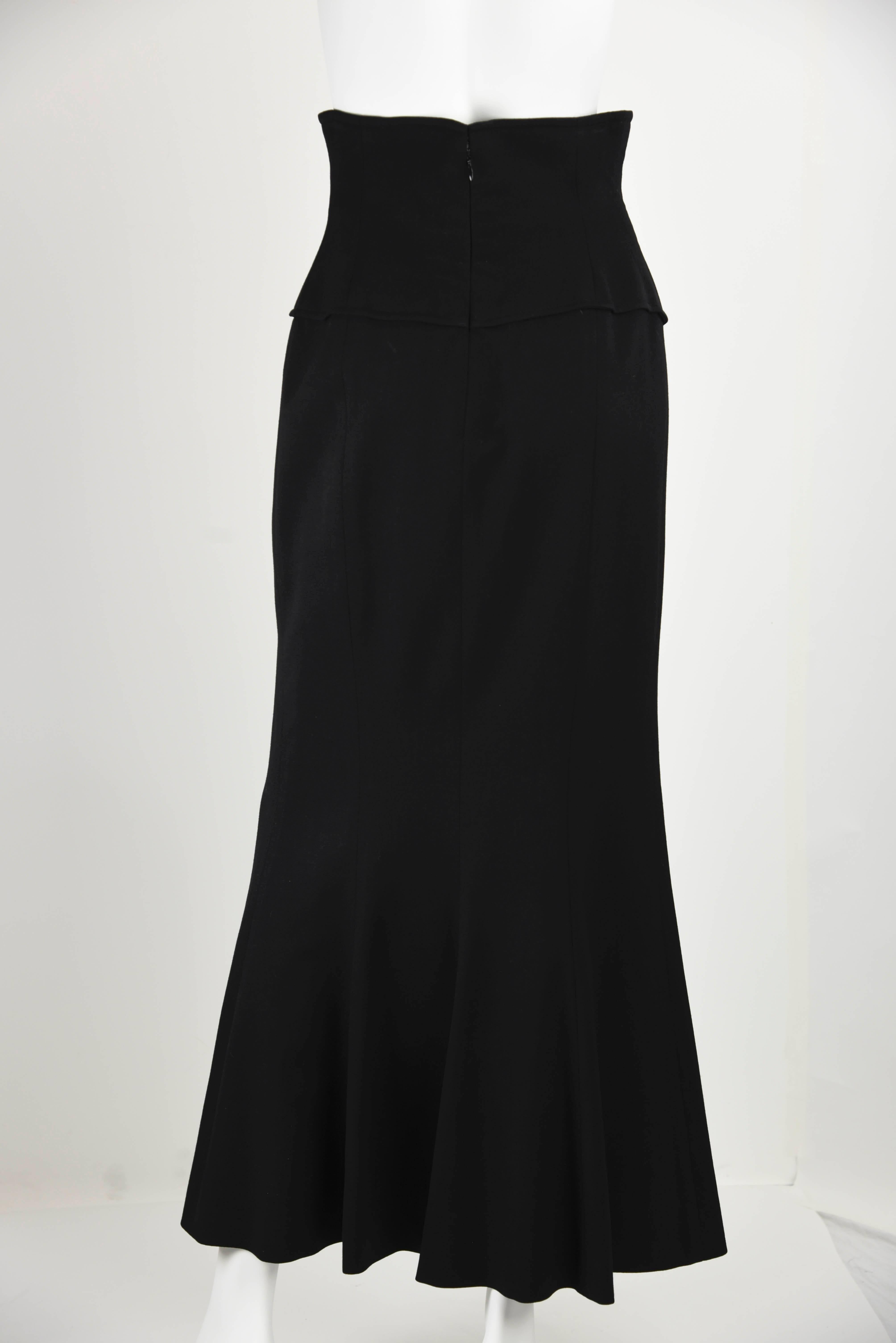 Chanel Boutique 1980's Long Black Skirt With Front Slits and Waist Detail FR 40 For Sale 1