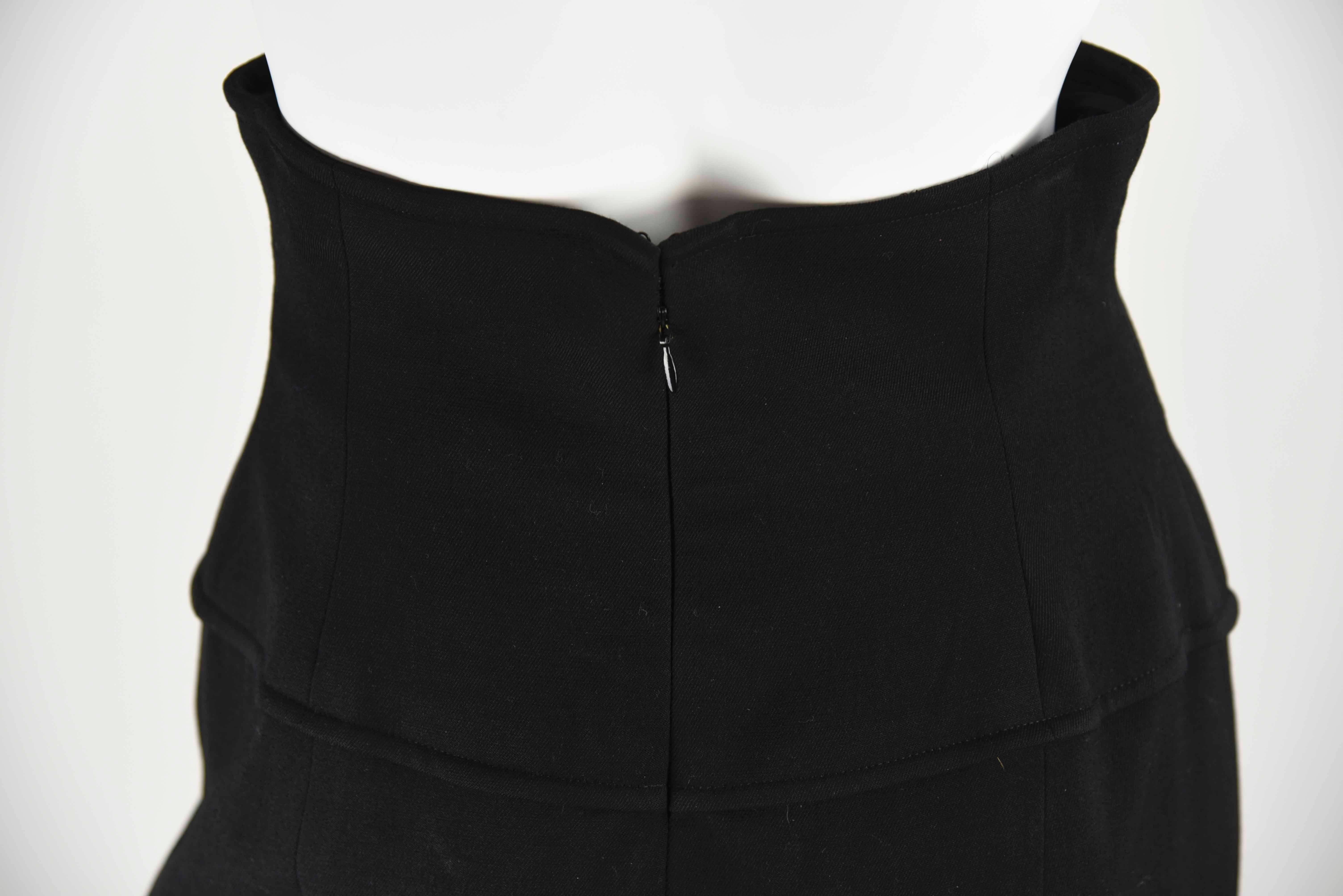 Chanel Boutique 1980's Long Black Skirt With Front Slits and Waist Detail FR 40 For Sale 5