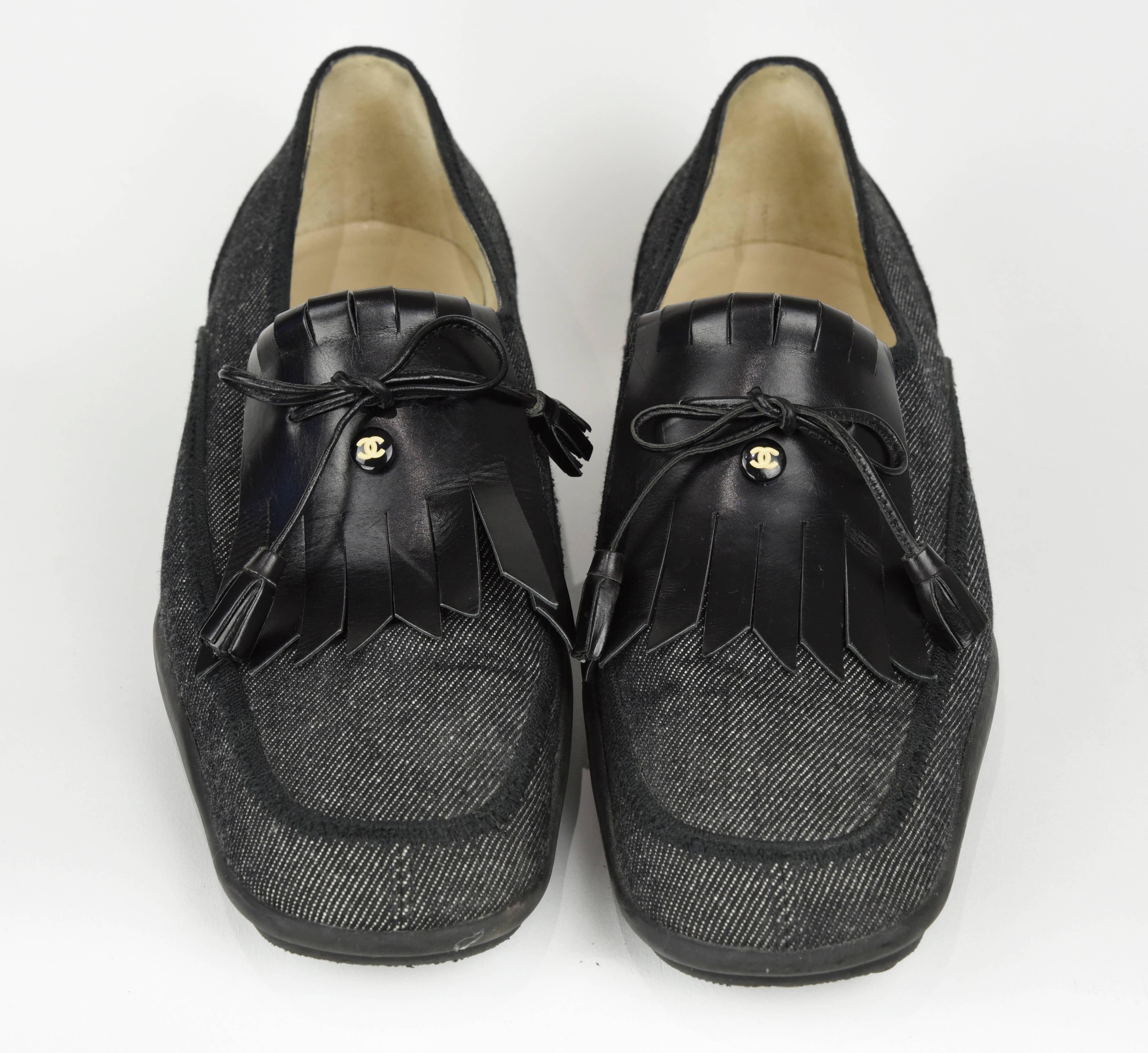 2010s  Chanel Black Denim Loafers with Black Leather  Bow and Fringe  Size 10 For Sale 1