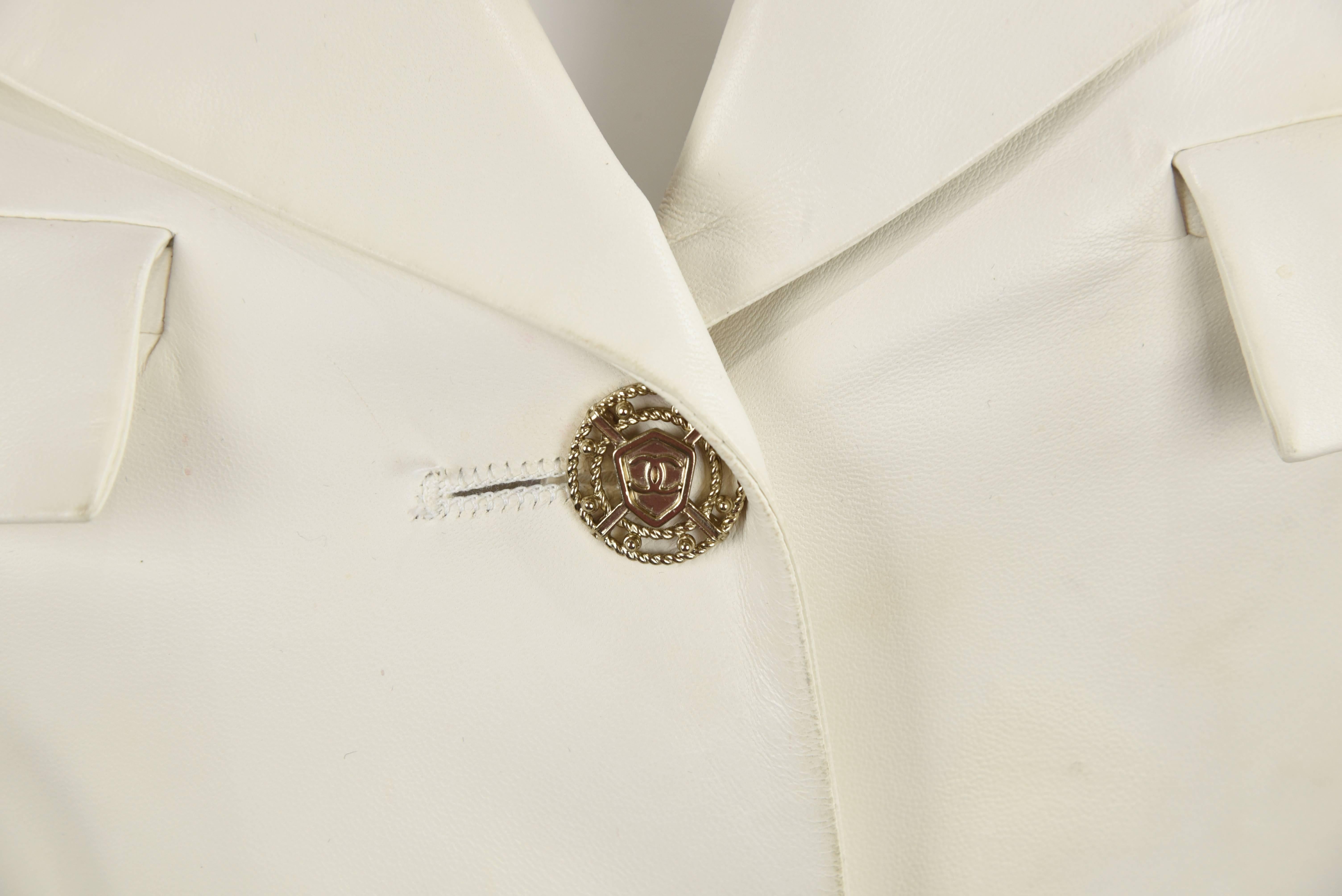 2008 Chanel White Lambskin Dress with Lambskin, Suede & Gripoix Belt, Size 38 For Sale 5