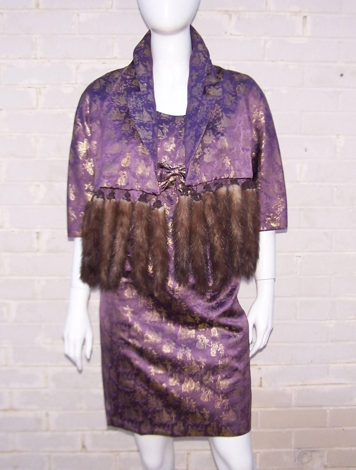 Women's C.1950 Purple & Gold Toile Wiggle Dress With Jacket & Mink Scarf