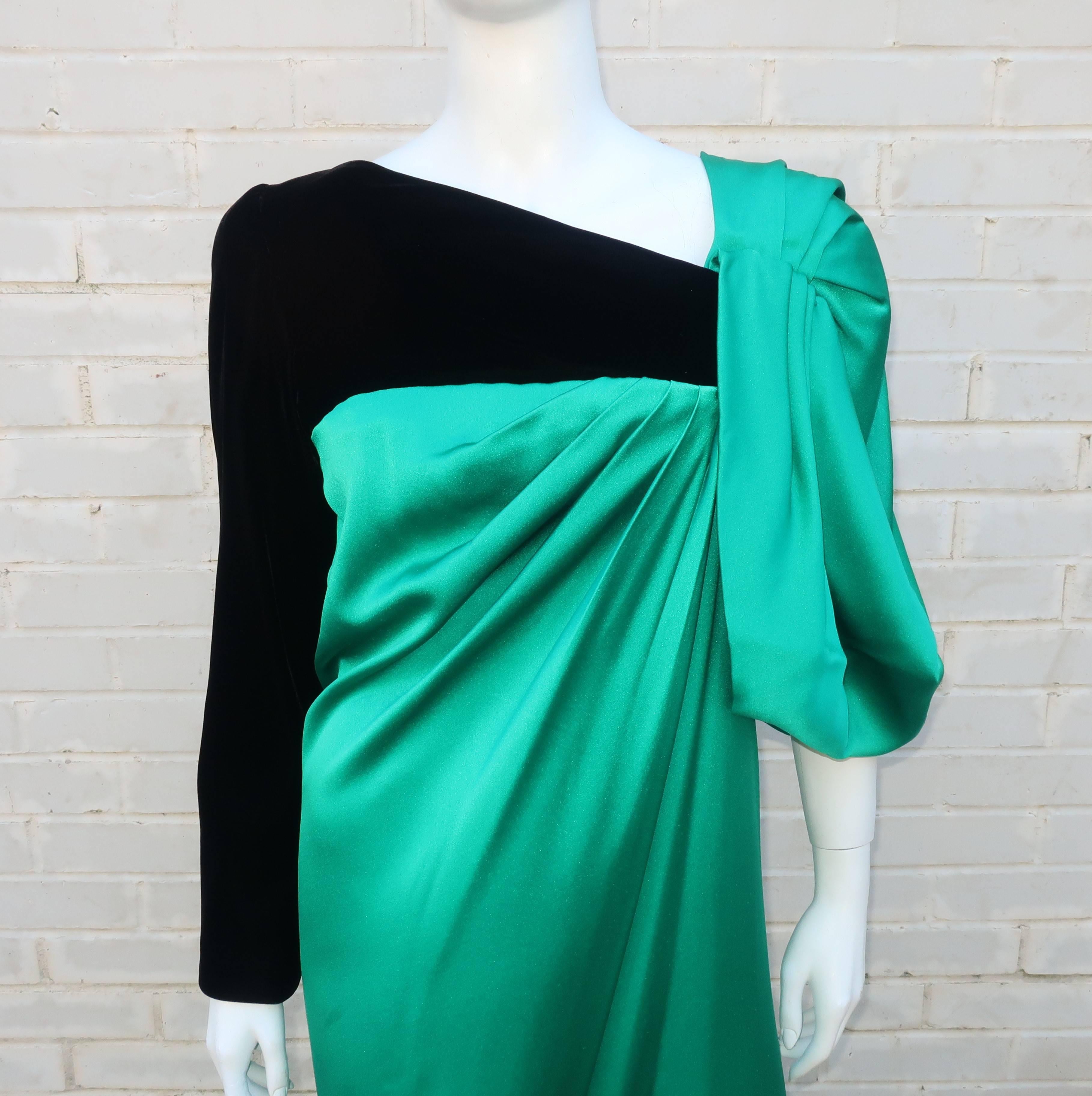 1980's Jacqueline de Ribes Jade Green Silk & Black Velvet Evening Gown In Good Condition In Atlanta, GA