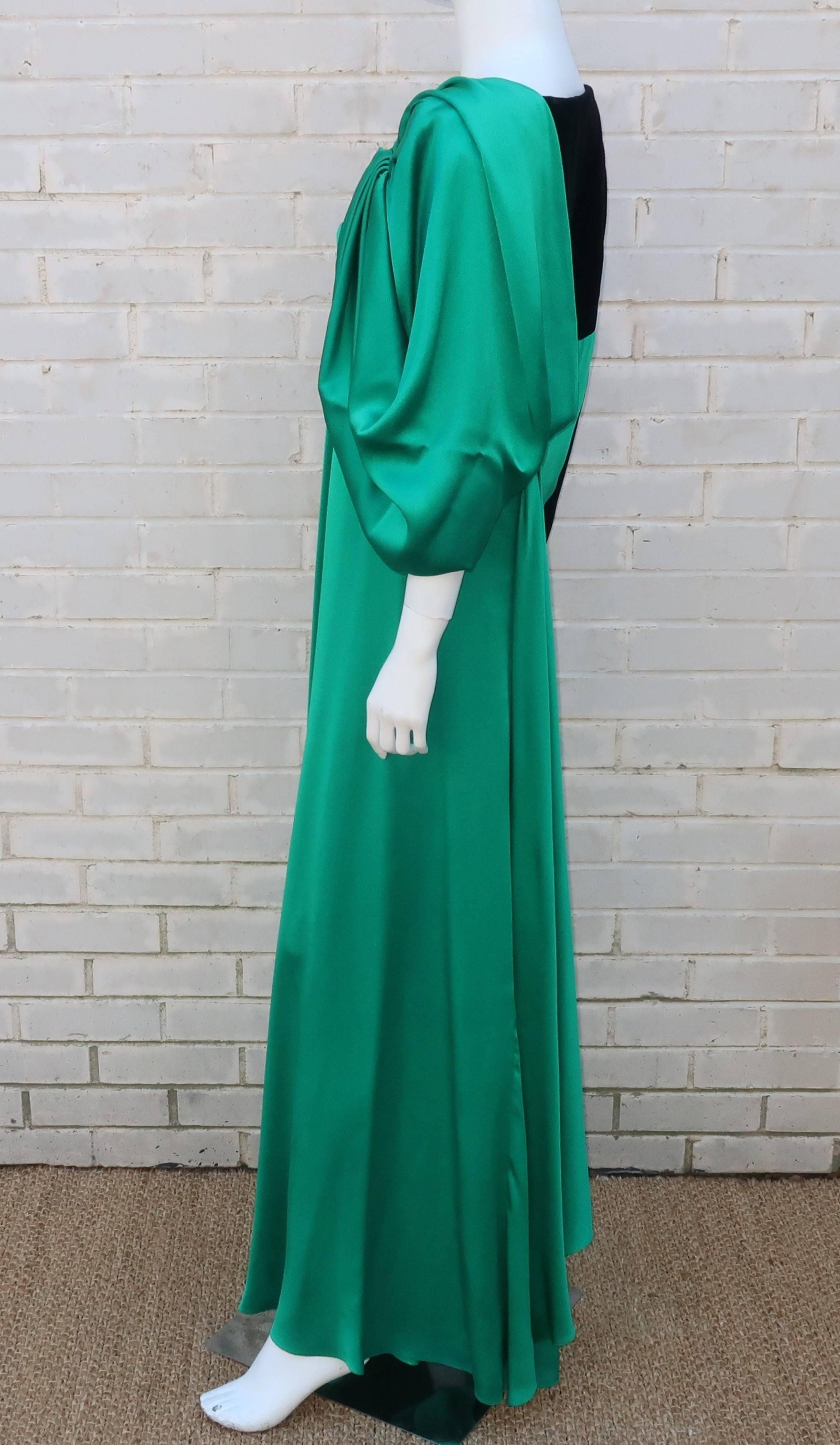 1980's Jacqueline de Ribes Jade Green Silk & Black Velvet Evening Gown 2