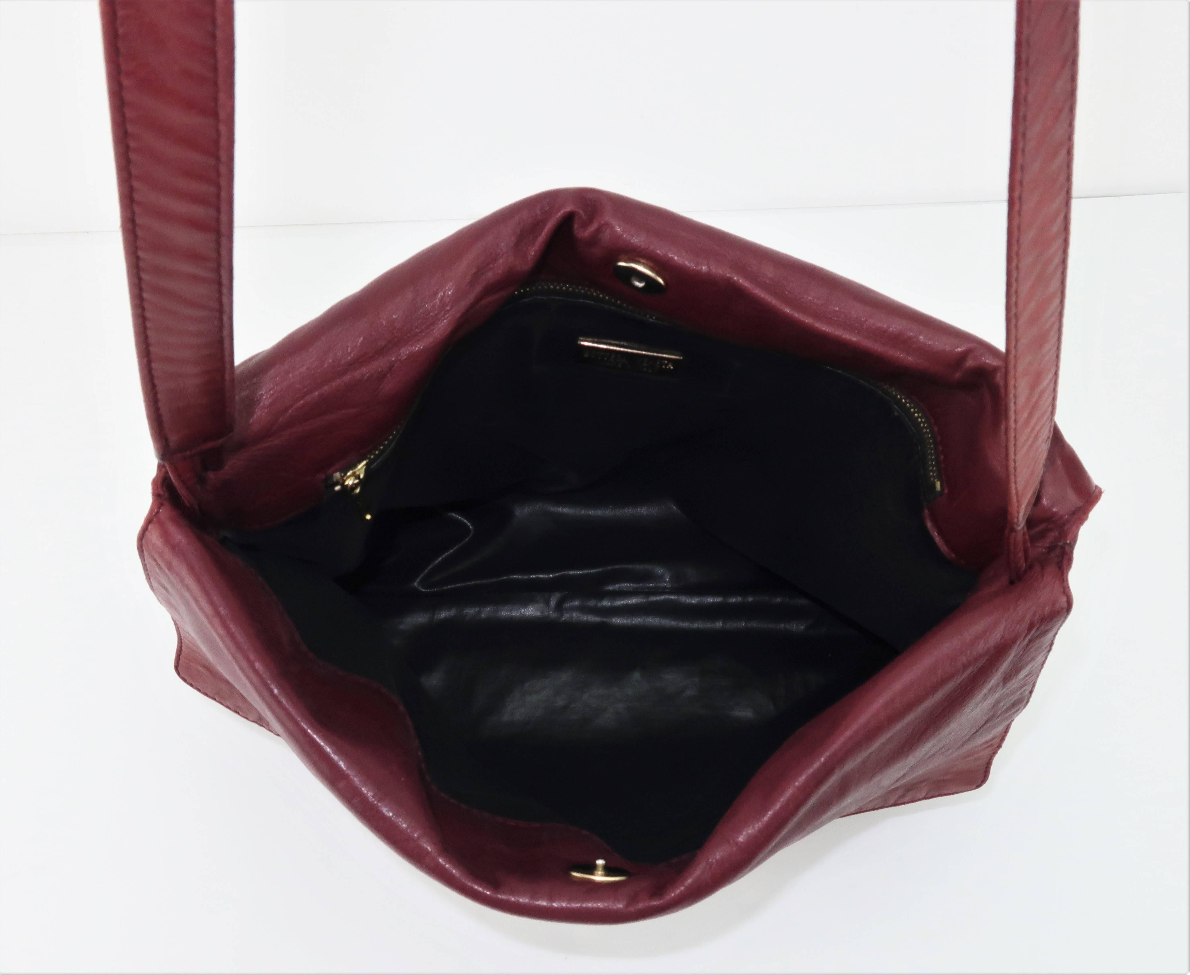 Vintage Bottega Veneta Burgundy Intrecciato Leather Shoulder Handbag 3