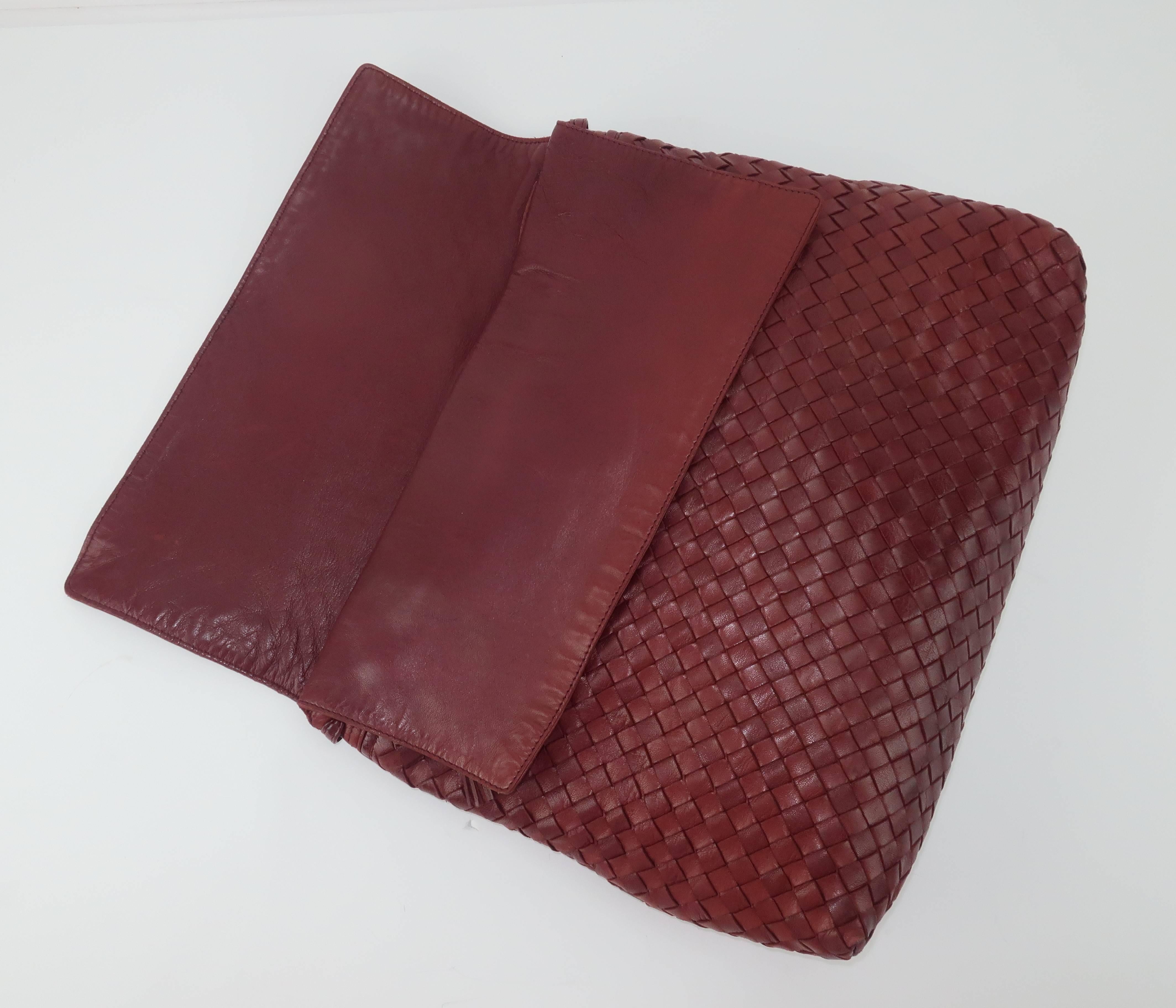 Vintage Bottega Veneta Burgundy Intrecciato Leather Shoulder Handbag 1