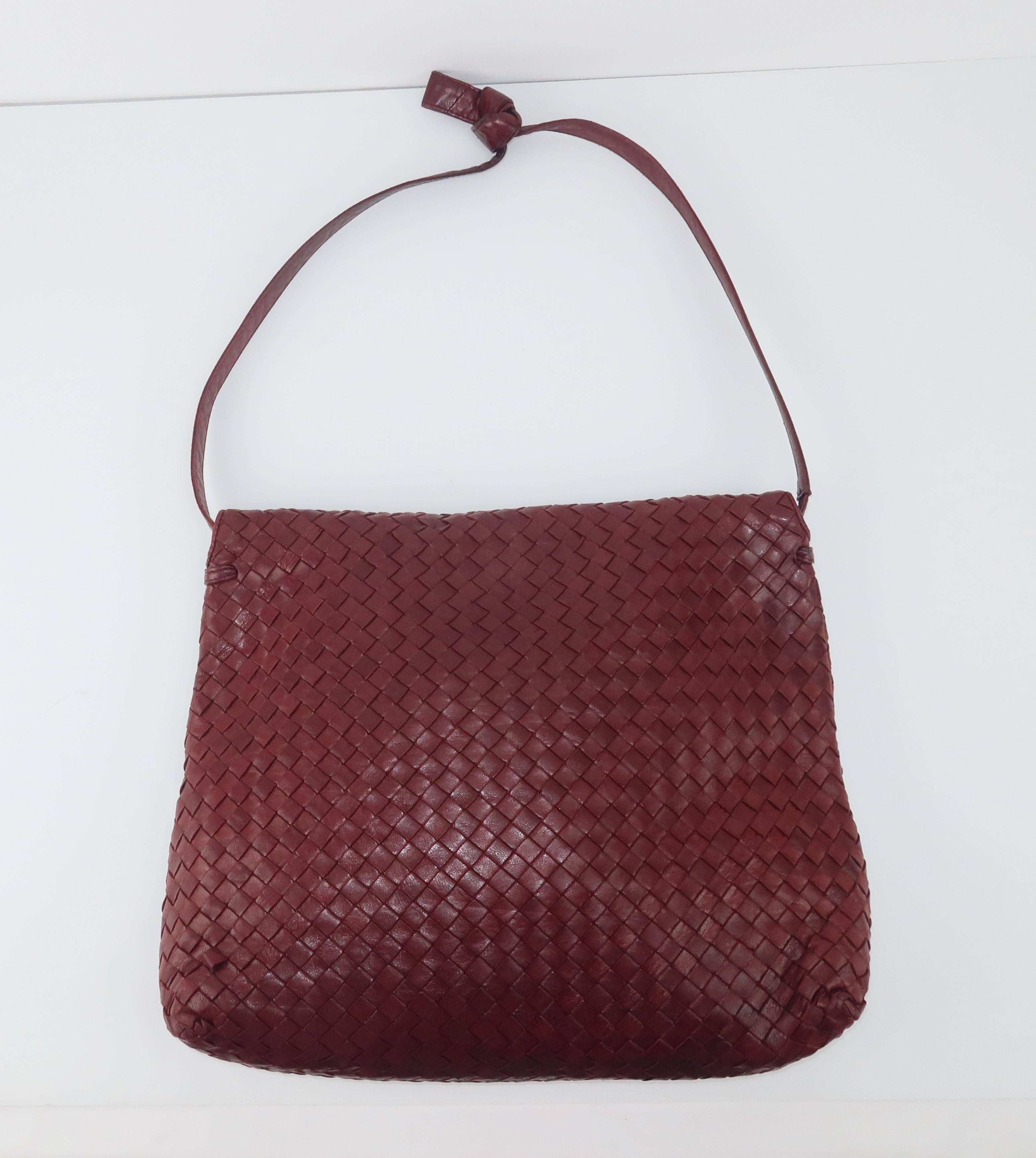 'When your own initials are enough' ... such is the philosophy of the Italian fashion house, Bottega Veneta.  Bottega's unique 'intrecciato' woven leather design speaks volumes about style and quality without the necessity of a logo.  This beautiful
