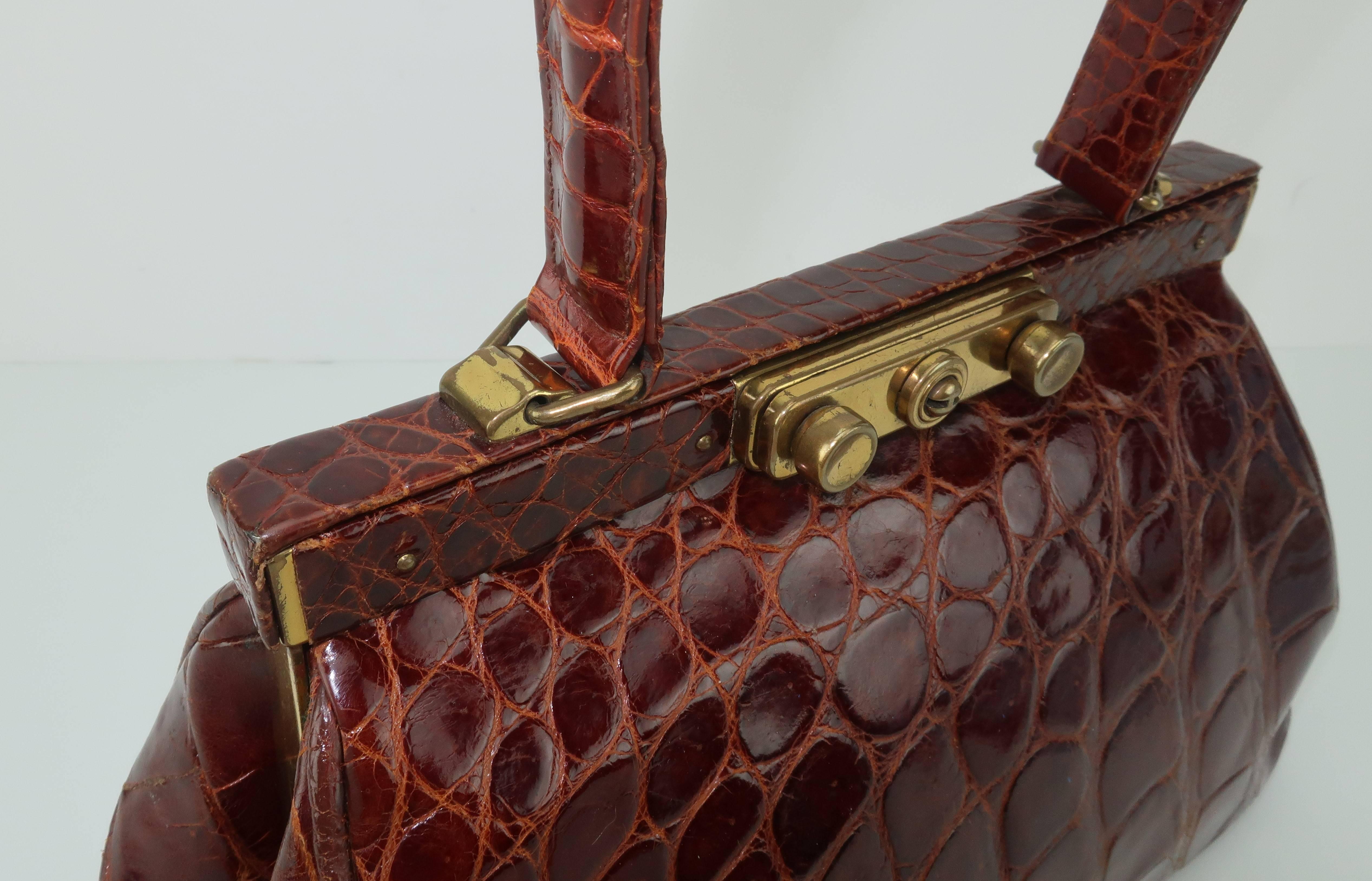 Classic 1950's Alligator Doctor's Bag Handbag With Key 4