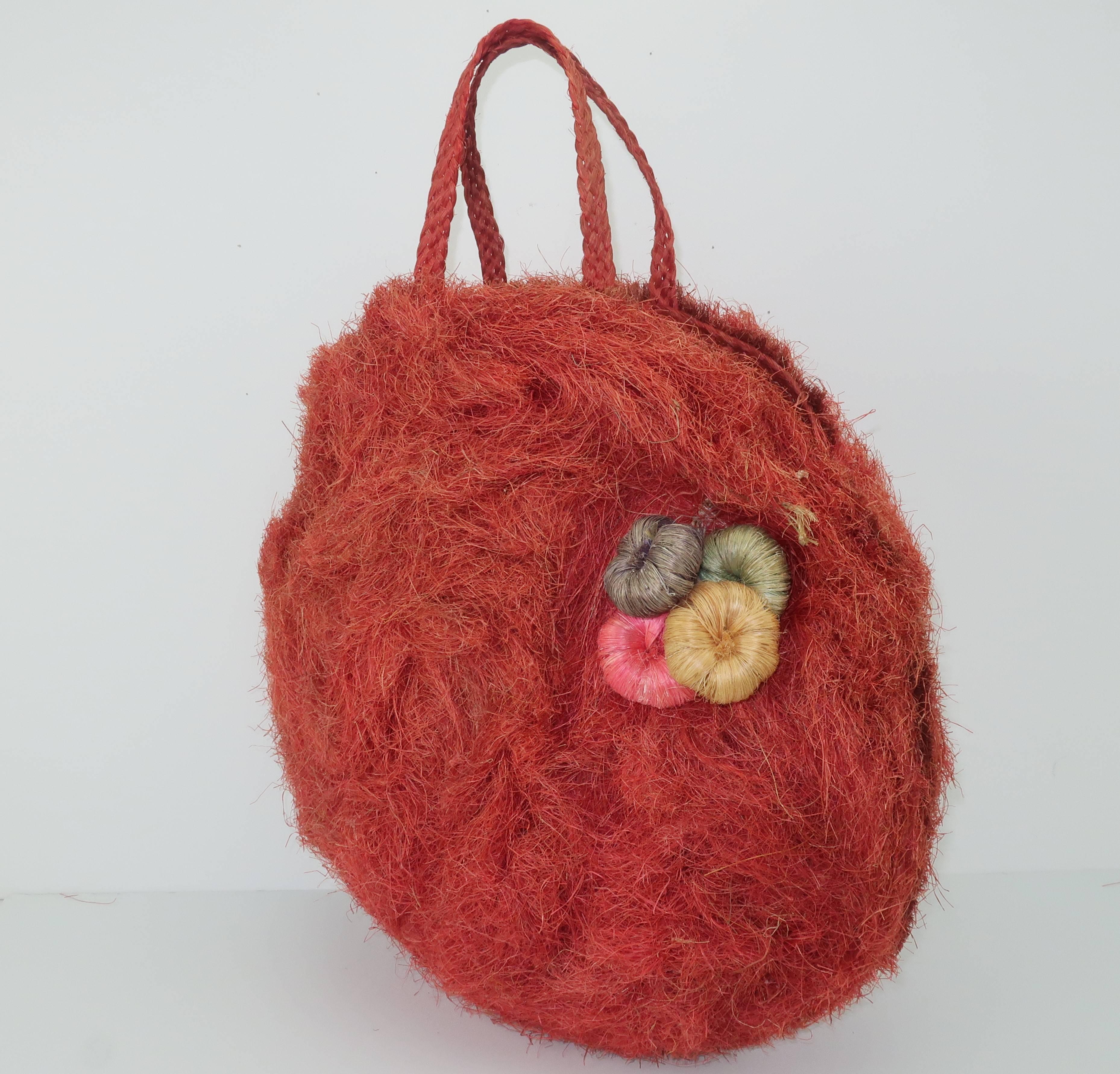 Large 1950's Coconut Straw Novelty Tote Handbag In Good Condition For Sale In Atlanta, GA