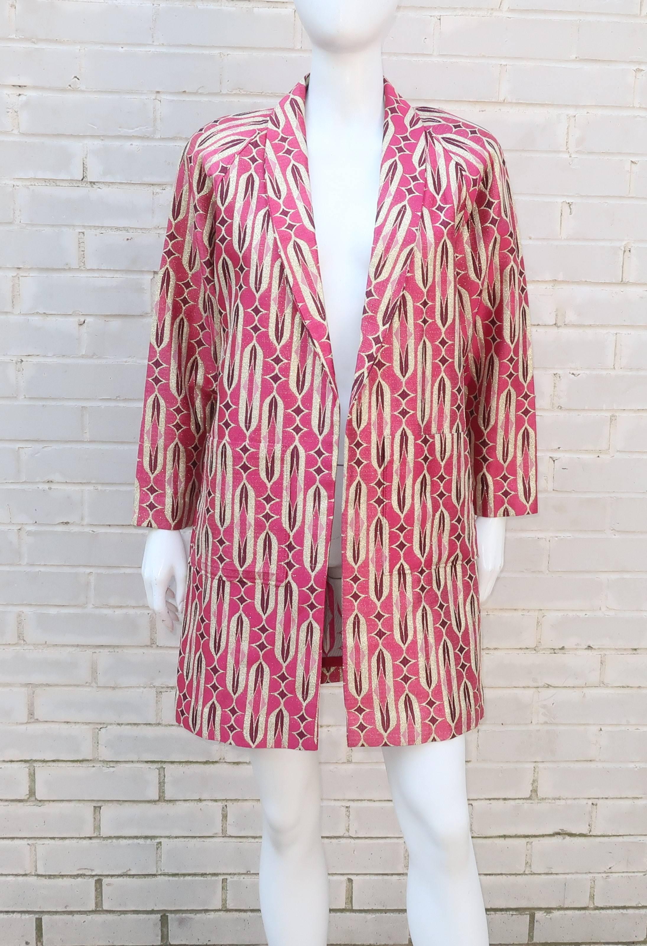 Get all glammed up with this C.1980 pink and gold lamé mod printed jacket.  The boxy boyfriend style silhouette makes this cutie a versatile choice for everything from a fun topper with jeans and t-shirt to outerwear for a mini dress.  The graphic