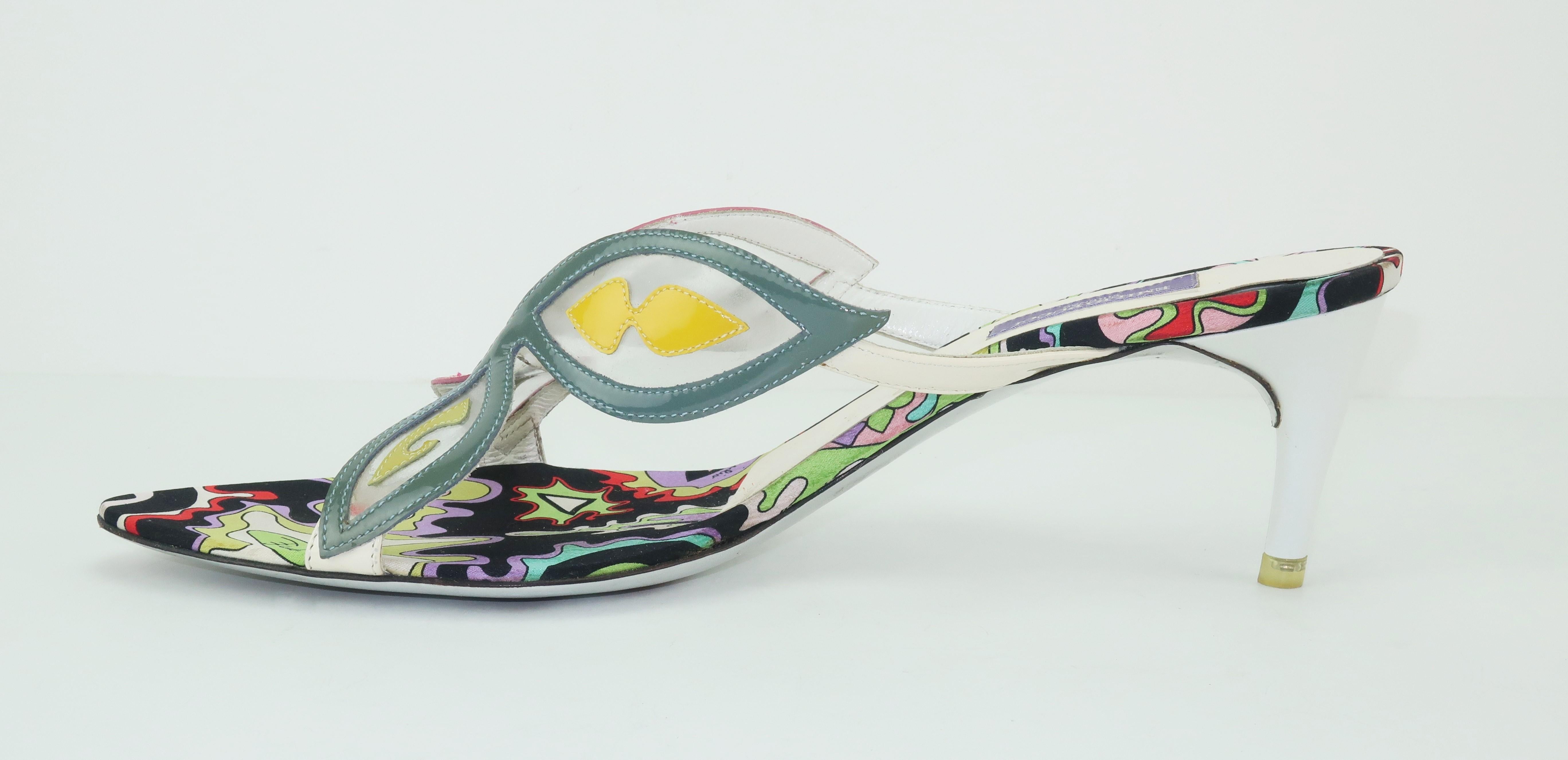 Emilio Pucci Patent Leather Butterfly Mules Shoes Sz 39 1/2 In Good Condition In Atlanta, GA