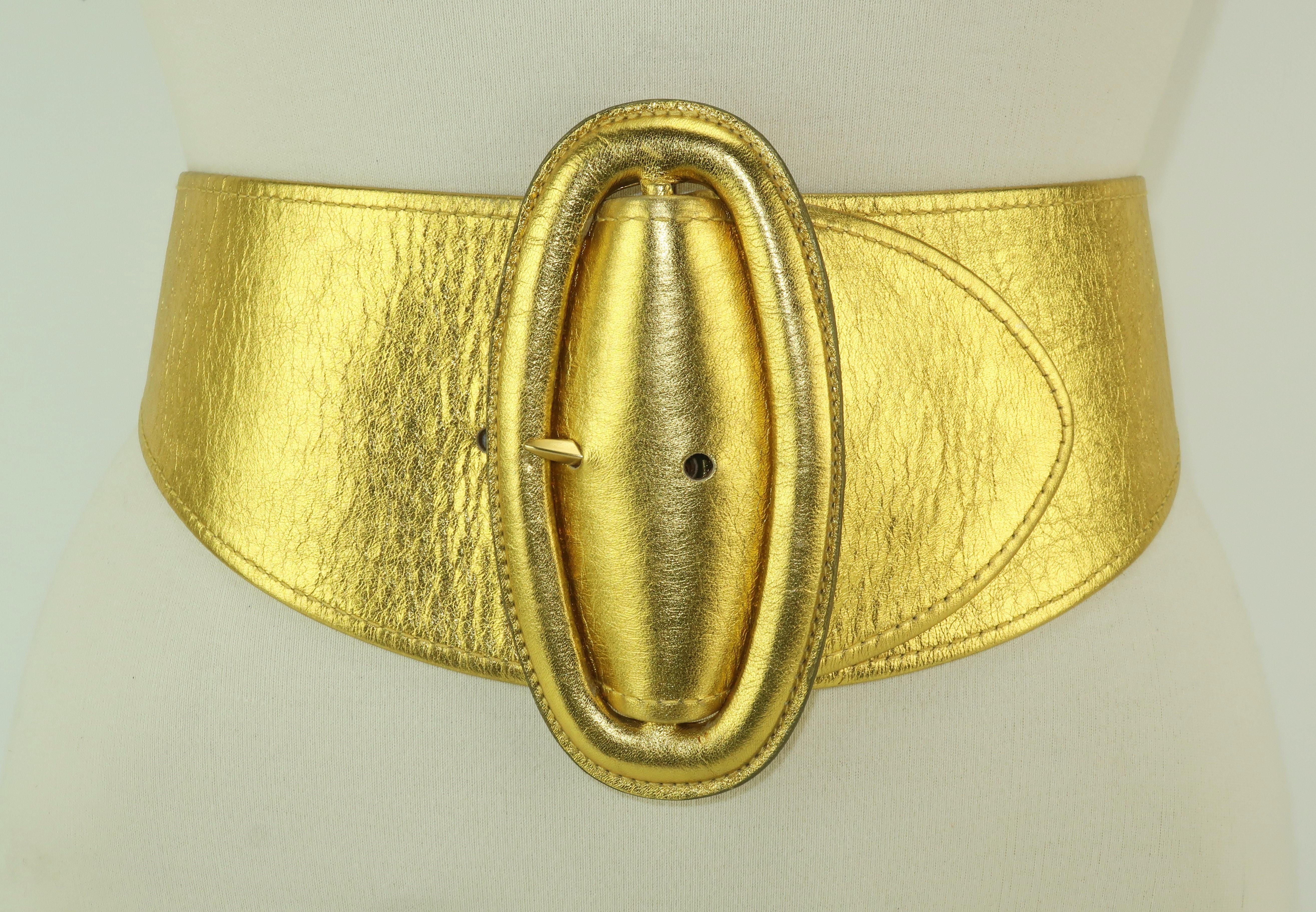 1980's Donna Karan Sculptural Gold Leather Belt In Good Condition In Atlanta, GA