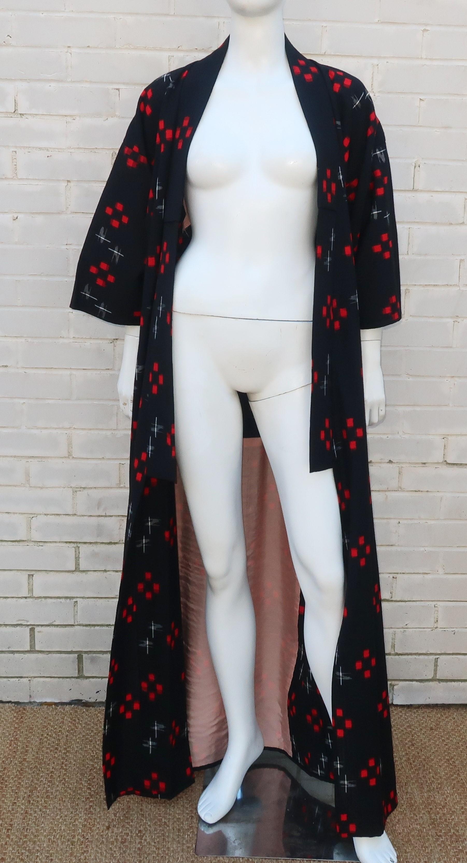 Vintage Black & Red Wool Kimono Dress Robe 3