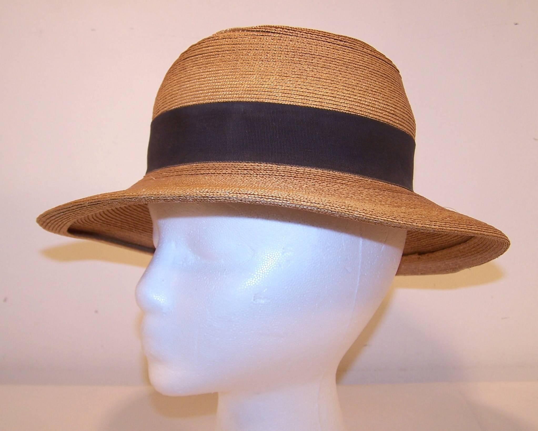 1970's Frank Olive Stylized Straw Fedora Hat In Excellent Condition In Atlanta, GA