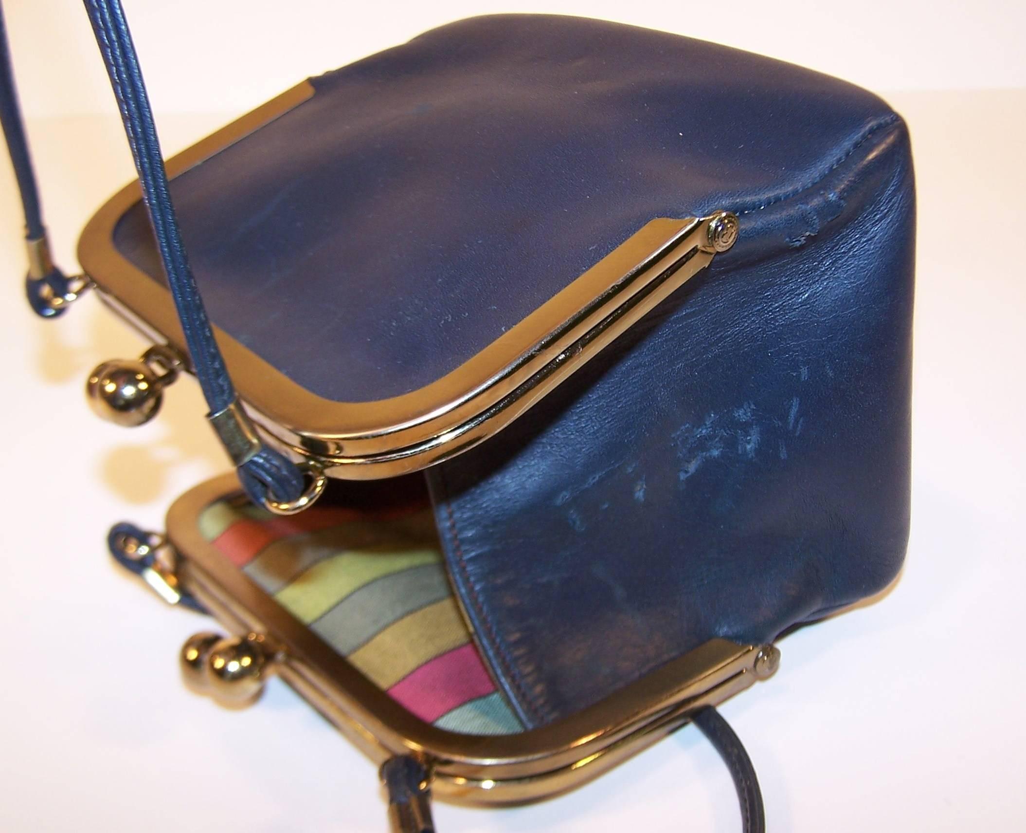 1960's Bonnie Cashin Double Kiss Lock Mini Leather Handbag With Stripe Interior 2