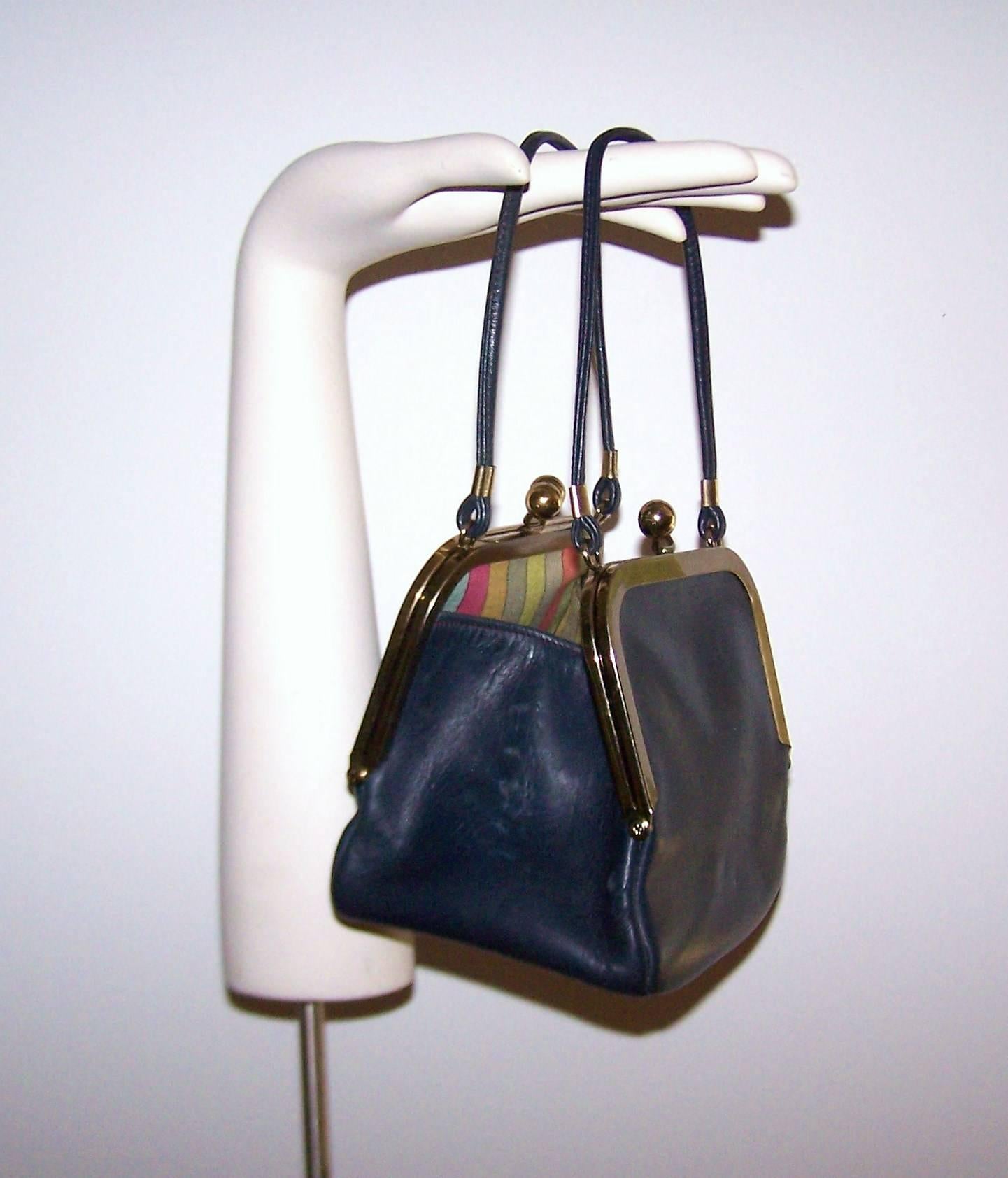 1960's Bonnie Cashin Double Kiss Lock Mini Leather Handbag With Stripe Interior 3