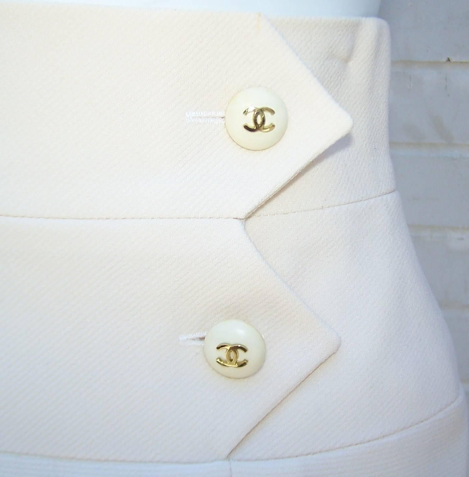 1990's Classic Chanel Boutique High Waist Winter White Skirt 1