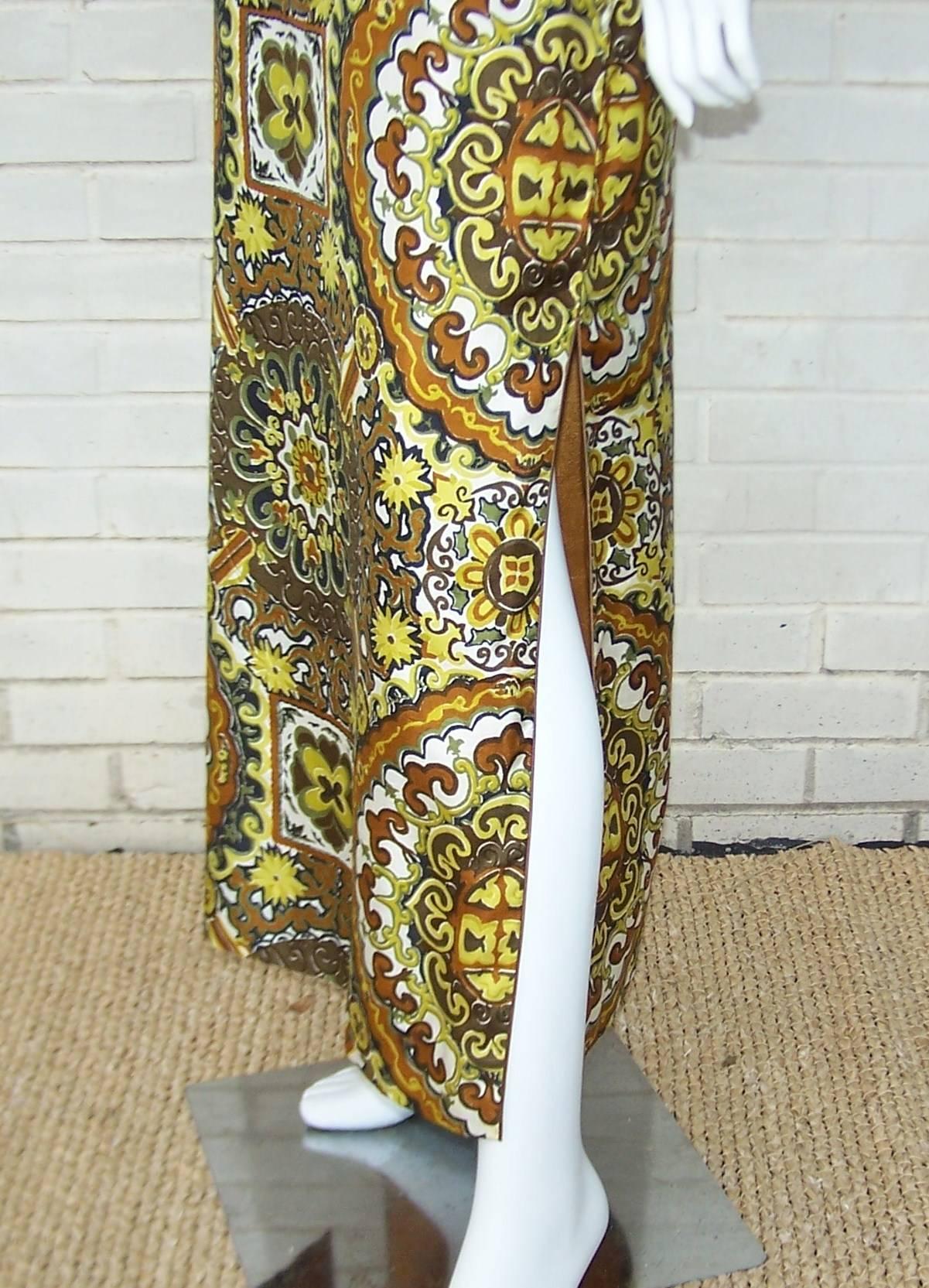 C.1970 Cheongsam Exotic Silk Tiki Dress 4