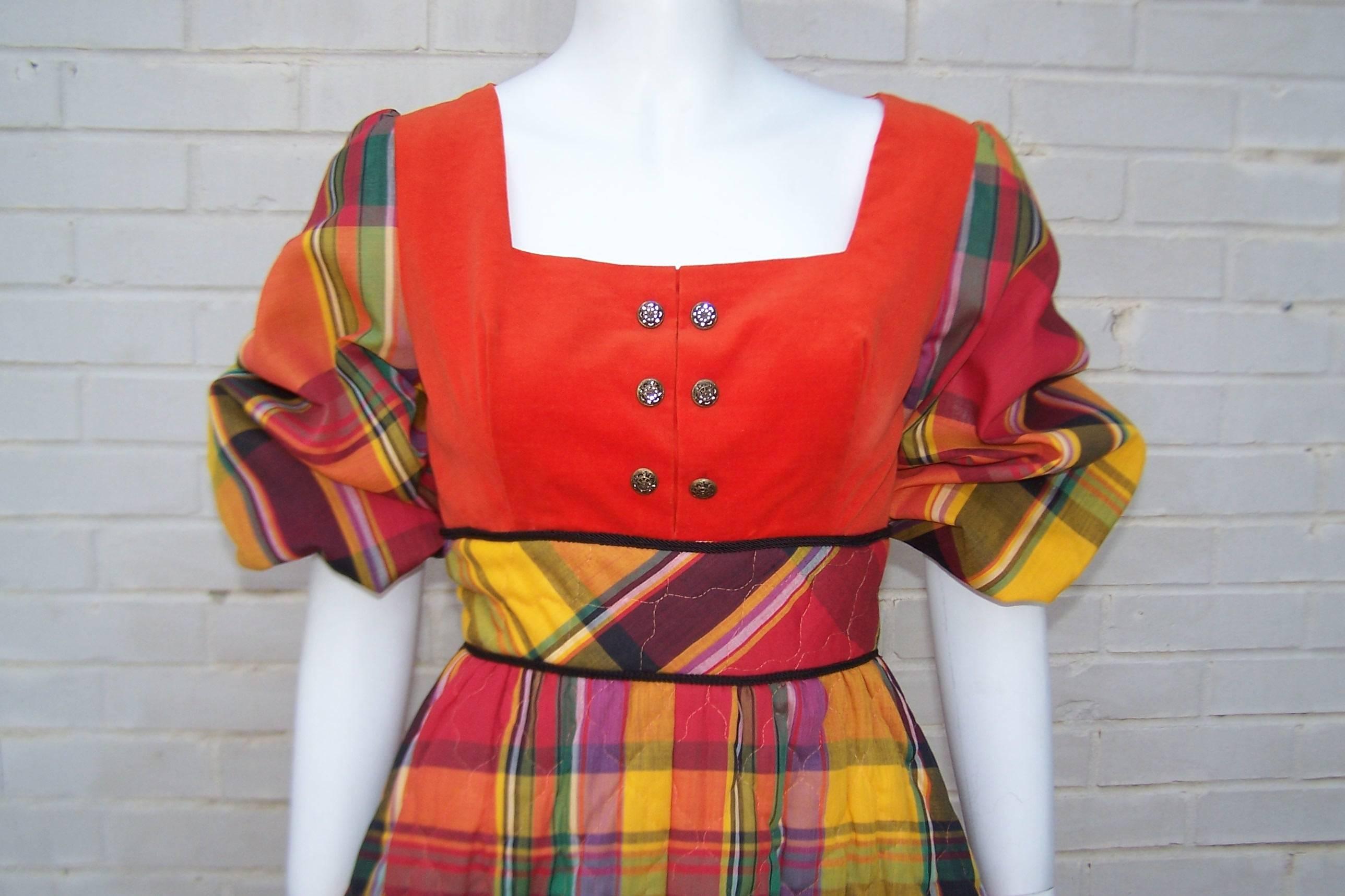 C.1970 Saks Fifth Avenue Quilted Plaid Hostess Dress With Velvet Bodice In Excellent Condition In Atlanta, GA