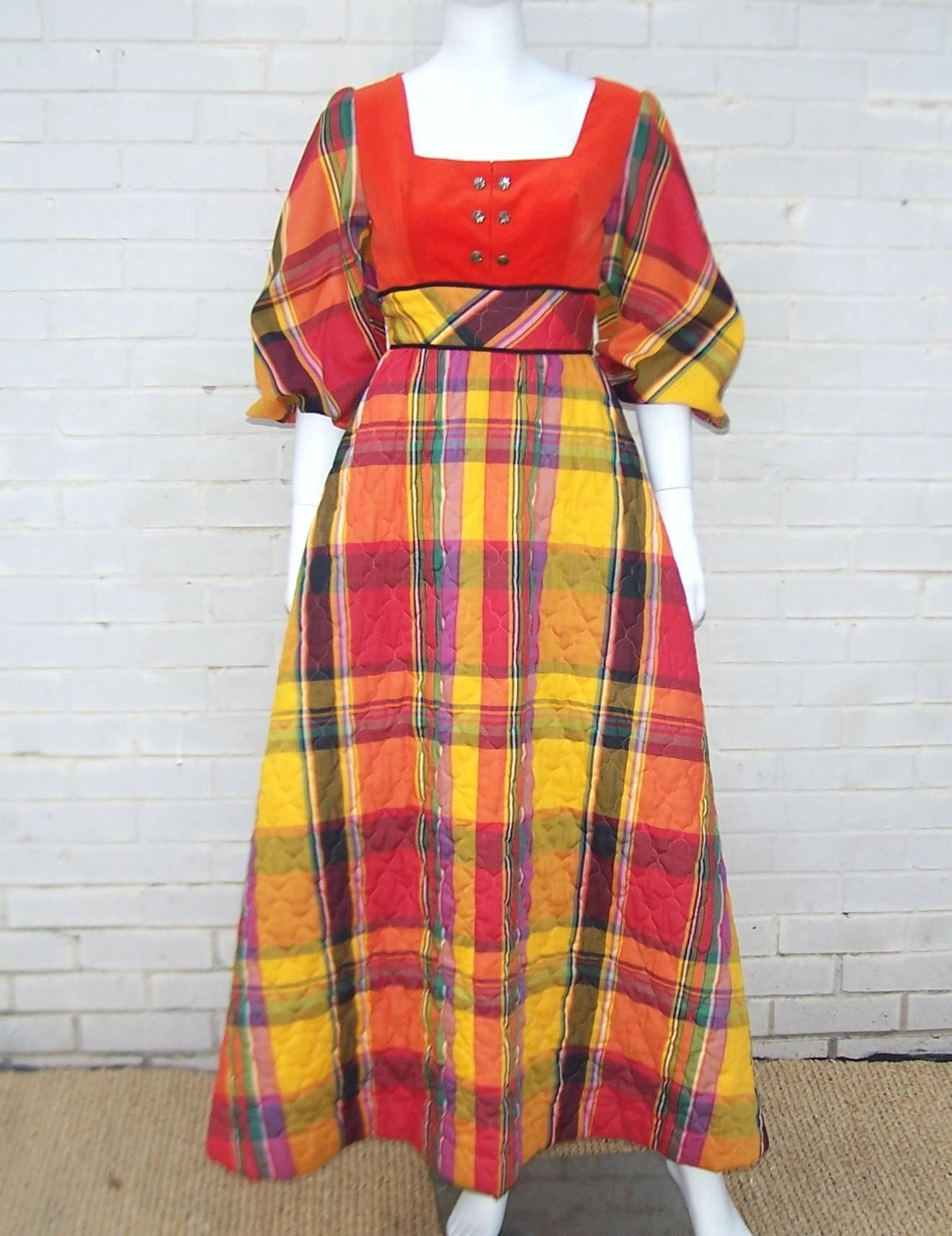 C.1970 Saks Fifth Avenue Quilted Plaid Hostess Dress With Velvet Bodice 3