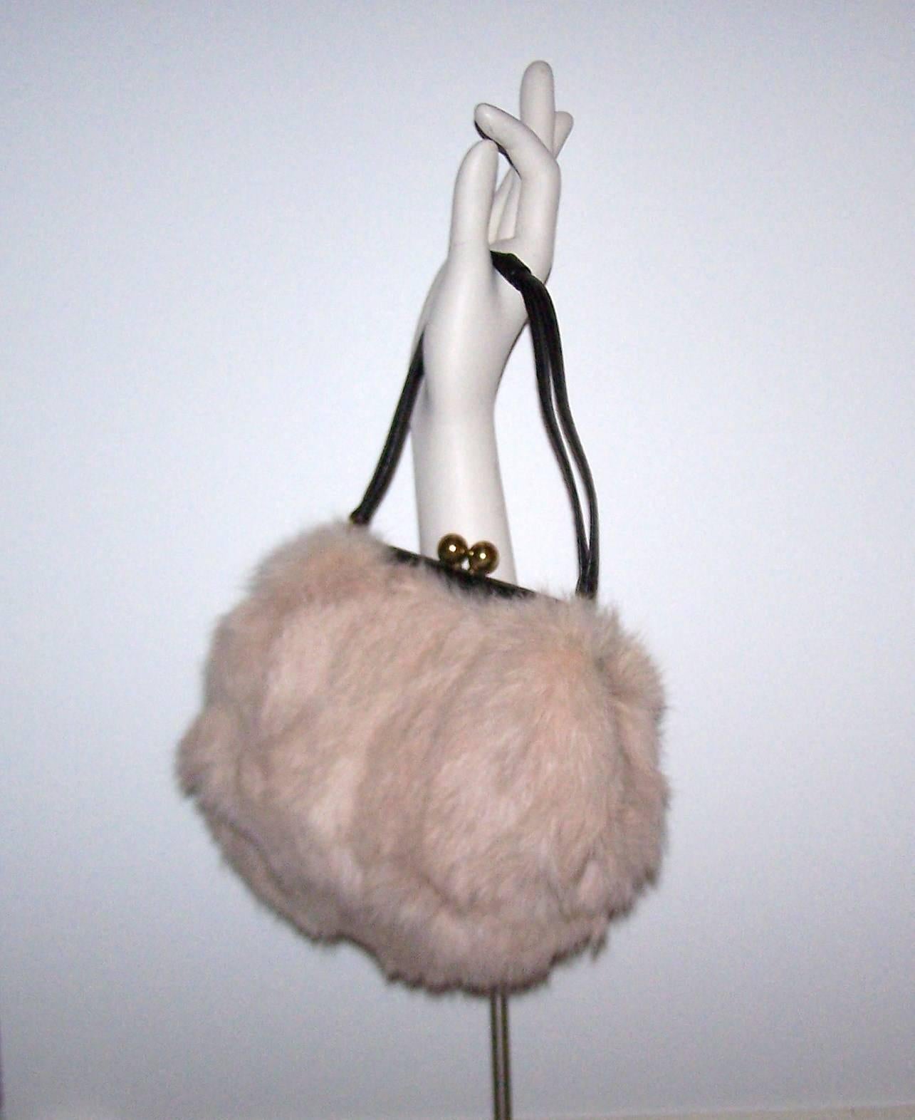Fluffy 1950's Morris Moskowitz Pink Fur & Black Leather Handbag 3